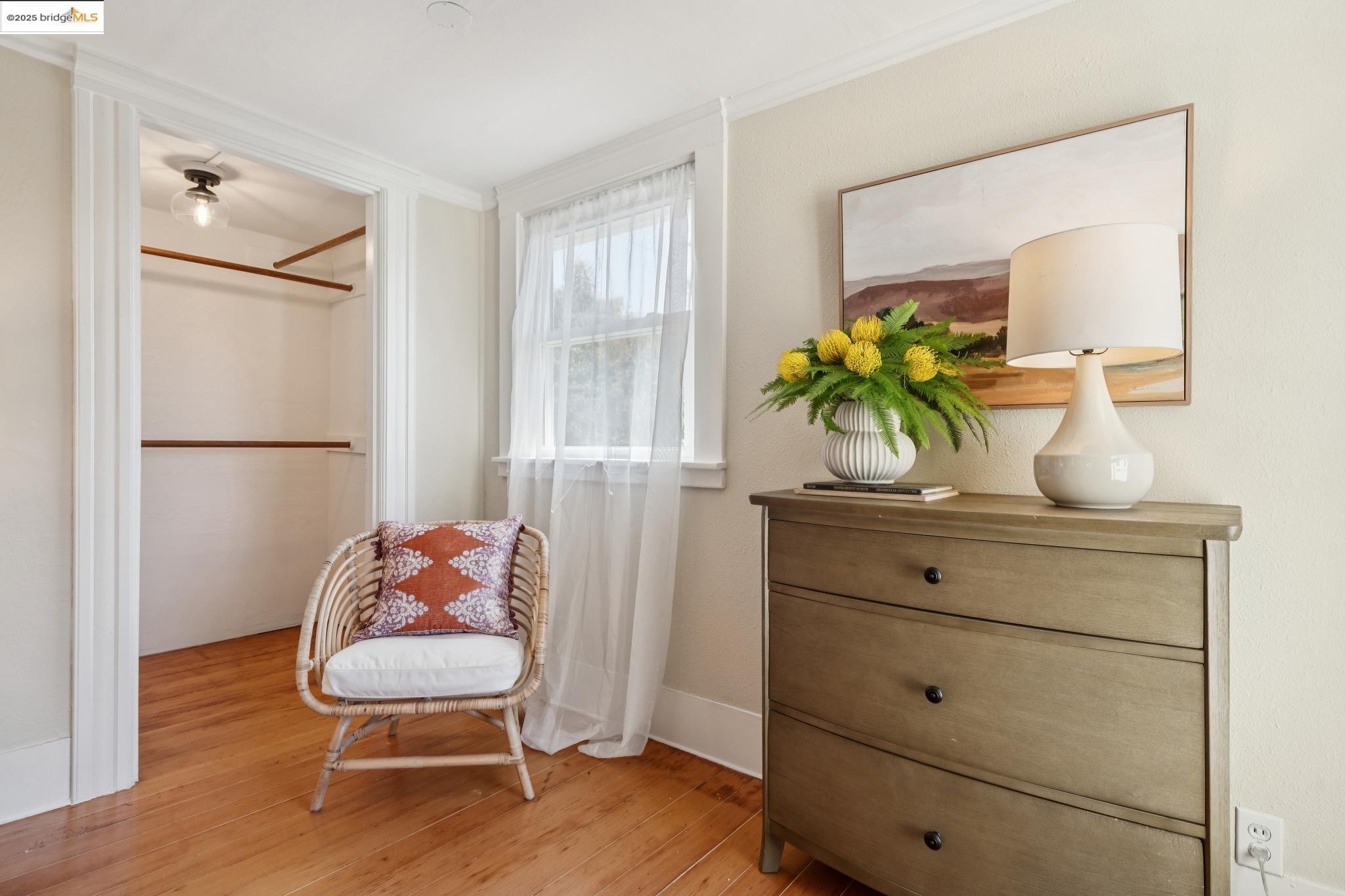 Detail Gallery Image 26 of 60 For 4020 Maybelle Ave, Oakland,  CA 94619 - 3 Beds | 2 Baths