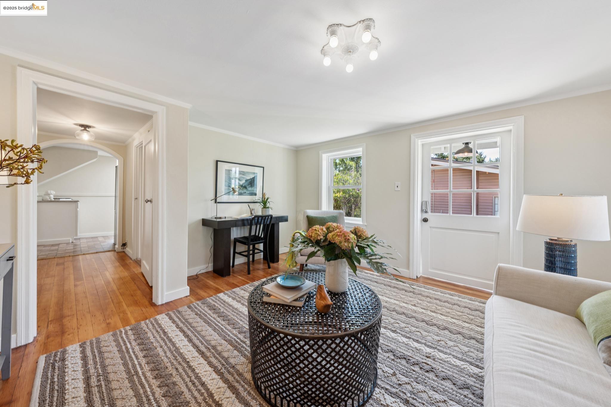 Detail Gallery Image 35 of 60 For 4020 Maybelle Ave, Oakland,  CA 94619 - 3 Beds | 2 Baths