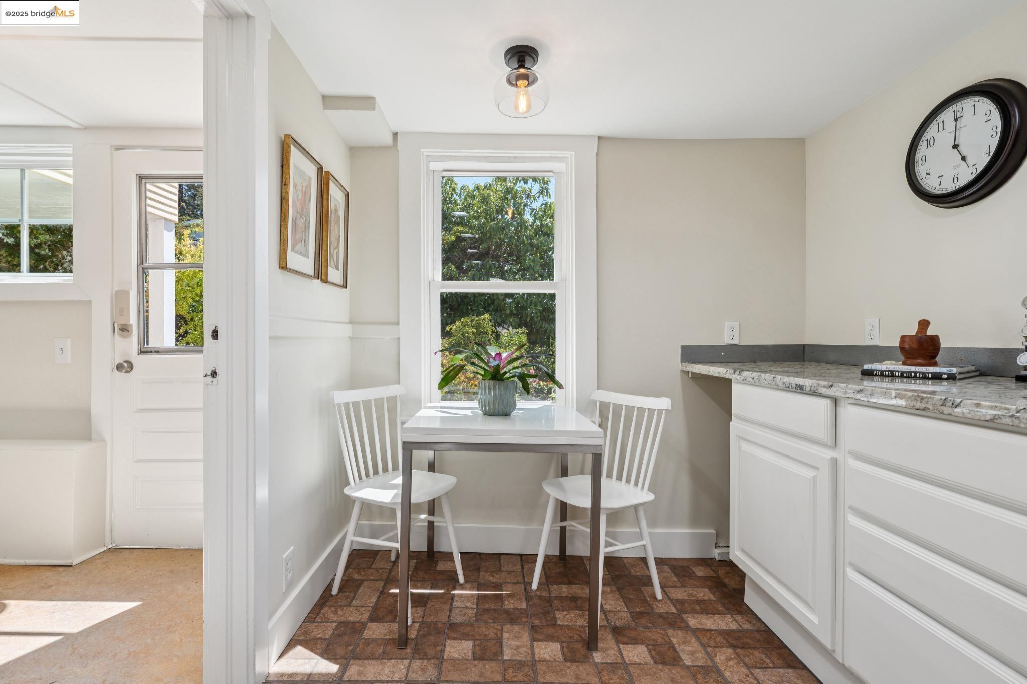 Detail Gallery Image 46 of 60 For 4020 Maybelle Ave, Oakland,  CA 94619 - 3 Beds | 2 Baths