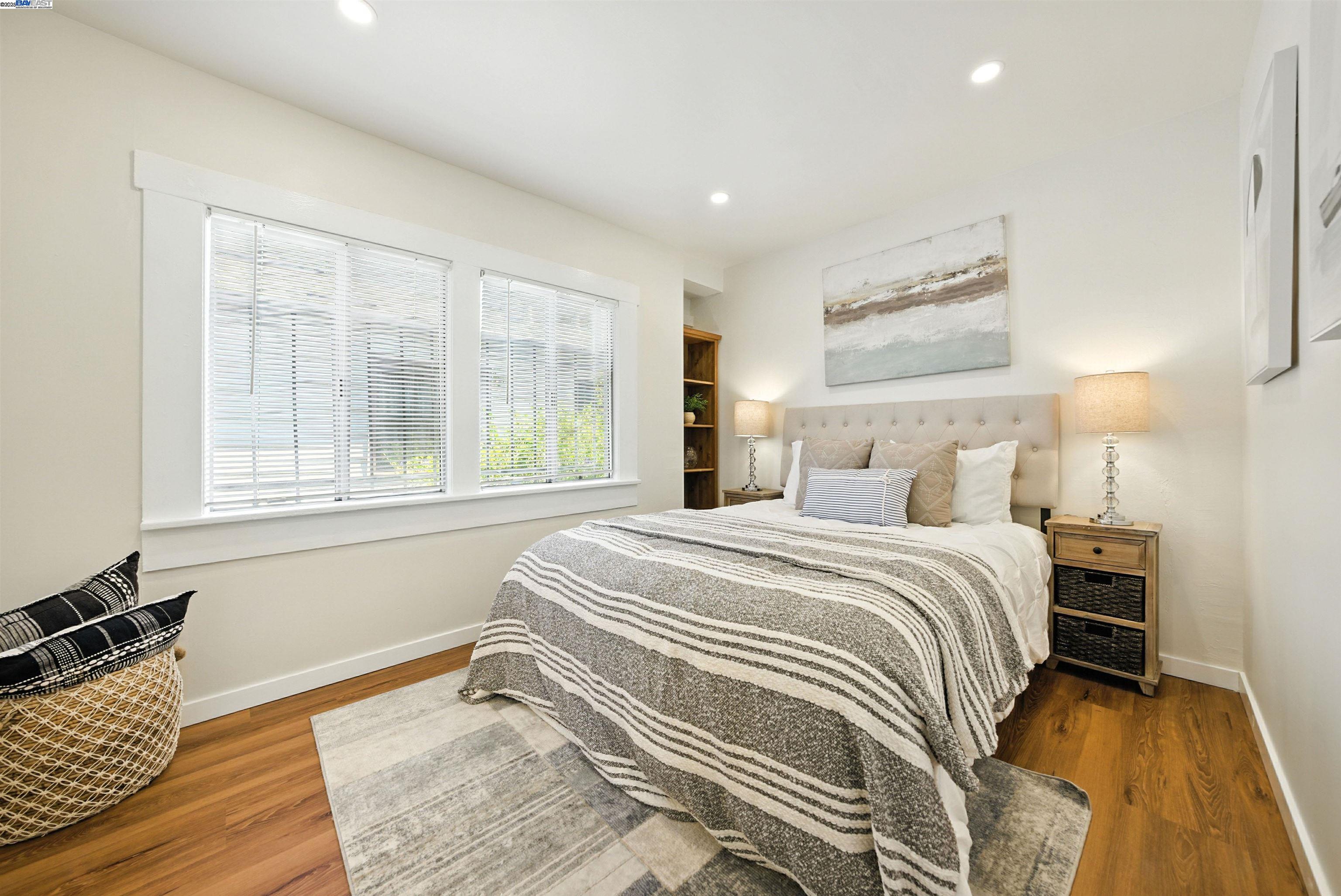Detail Gallery Image 21 of 58 For 2539-2541 Grande Vista Ave, Oakland,  CA 94601 - – Beds | – Baths