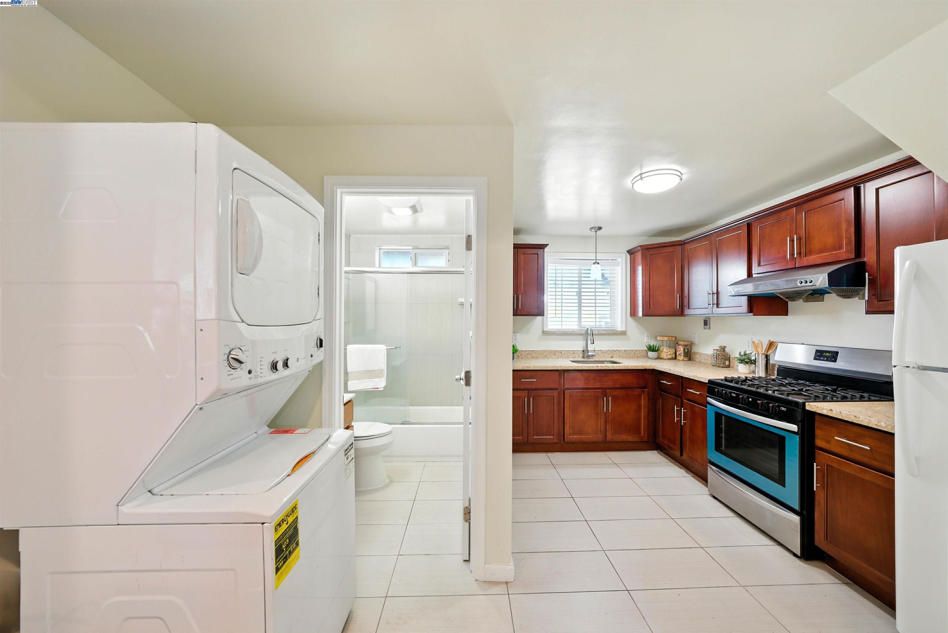 Detail Gallery Image 38 of 58 For 2539-2541 Grande Vista Ave, Oakland,  CA 94601 - – Beds | – Baths