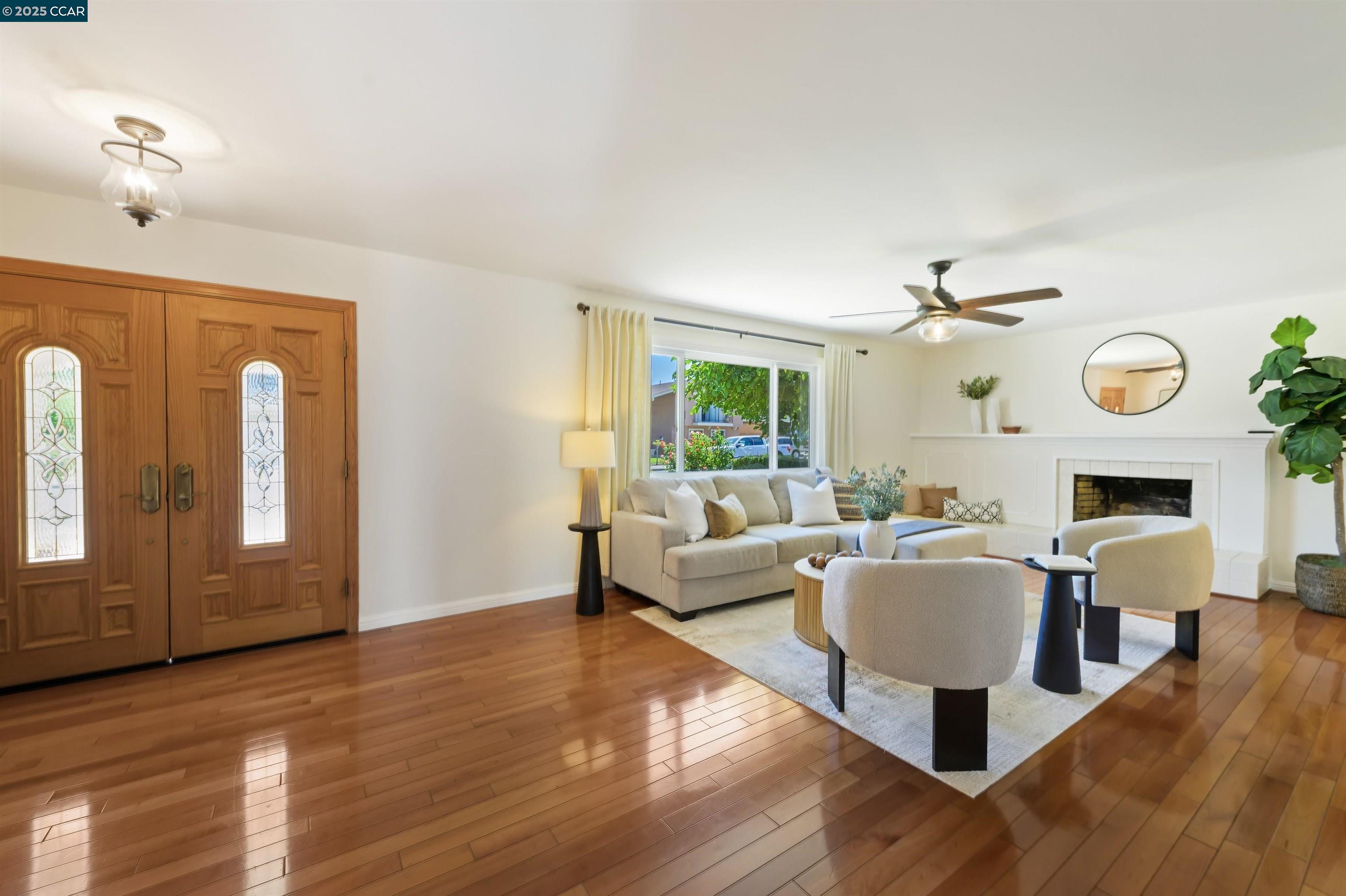 Detail Gallery Image 4 of 41 For 2172 La Salle Dr, Walnut Creek,  CA 94598 - 4 Beds | 2/1 Baths