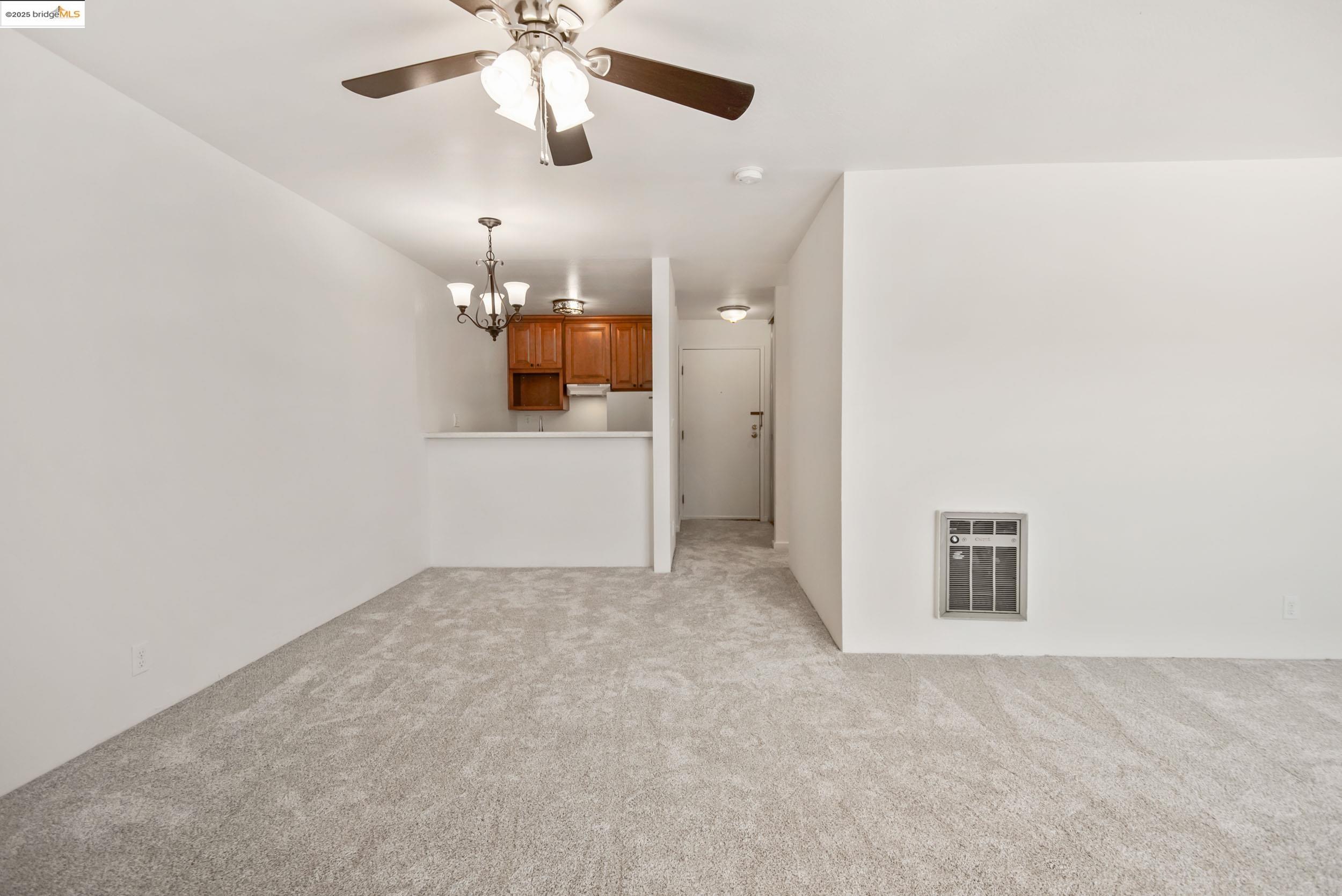 Photo #3: 41110512 Listing 