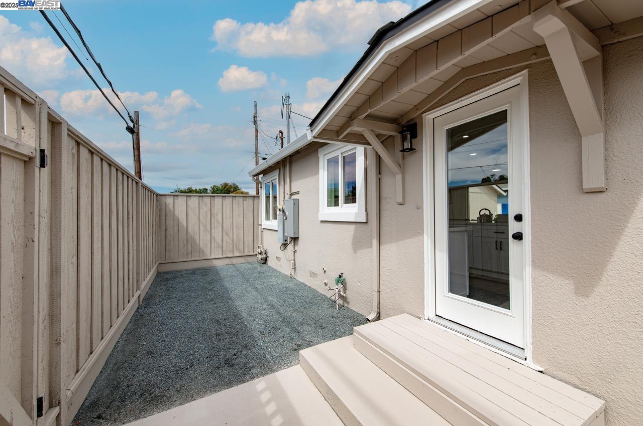 Detail Gallery Image 14 of 14 For 1205 Marguerite St, Livermore,  CA 94550 - 2 Beds | 1 Baths