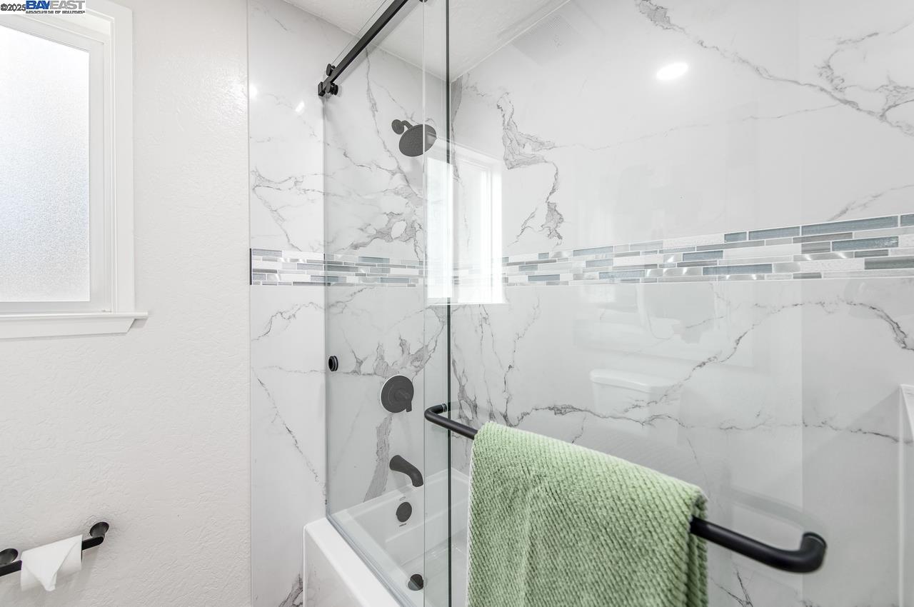 Detail Gallery Image 9 of 14 For 1205 Marguerite St, Livermore,  CA 94550 - 2 Beds | 1 Baths