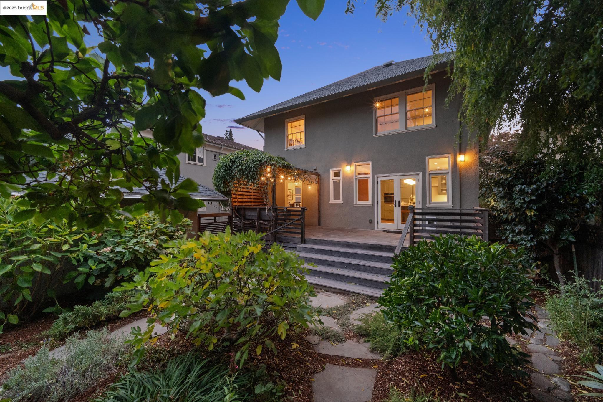 Detail Gallery Image 1 of 58 For 408 Euclid Ave, Oakland,  CA 94610 - – Beds | – Baths