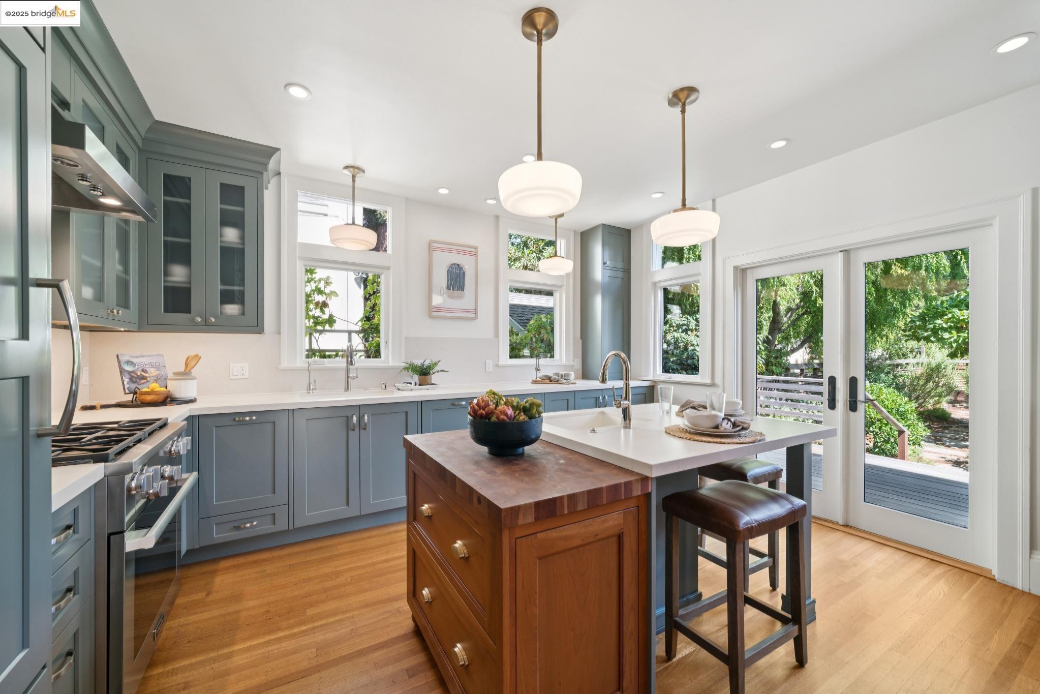 Detail Gallery Image 13 of 58 For 408 Euclid Ave, Oakland,  CA 94610 - – Beds | – Baths