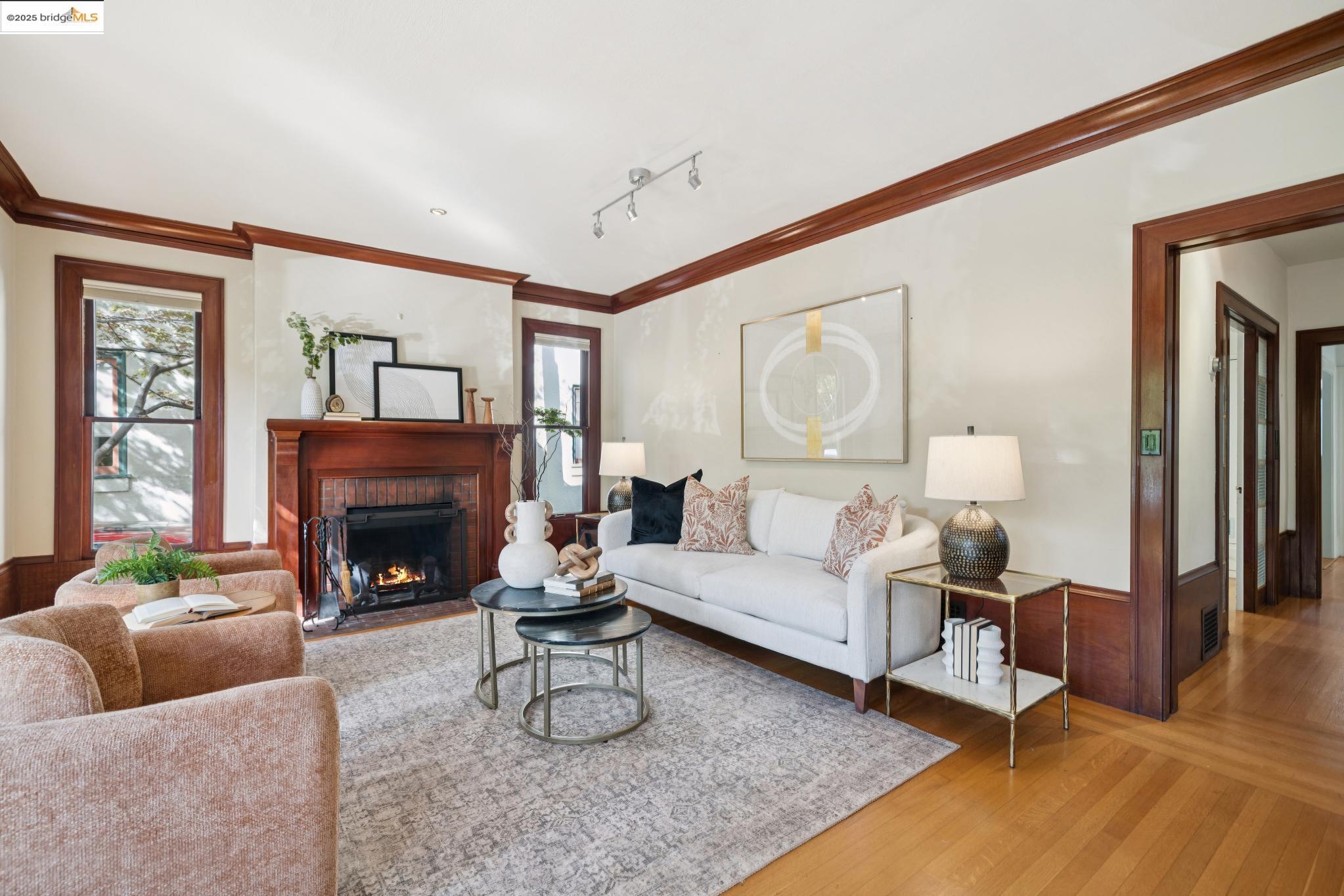 Detail Gallery Image 4 of 58 For 408 Euclid Ave, Oakland,  CA 94610 - – Beds | – Baths