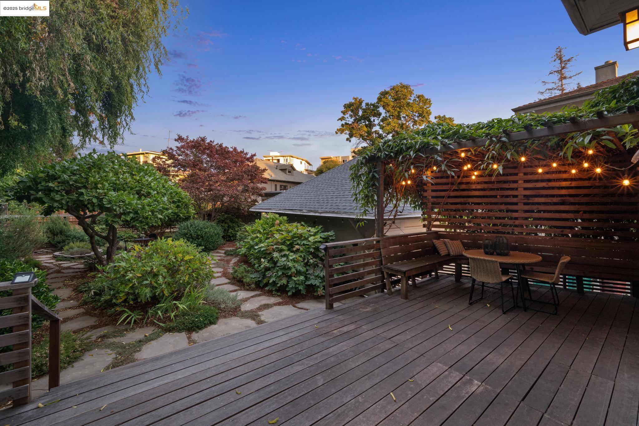 Detail Gallery Image 51 of 58 For 408 Euclid Ave, Oakland,  CA 94610 - – Beds | – Baths