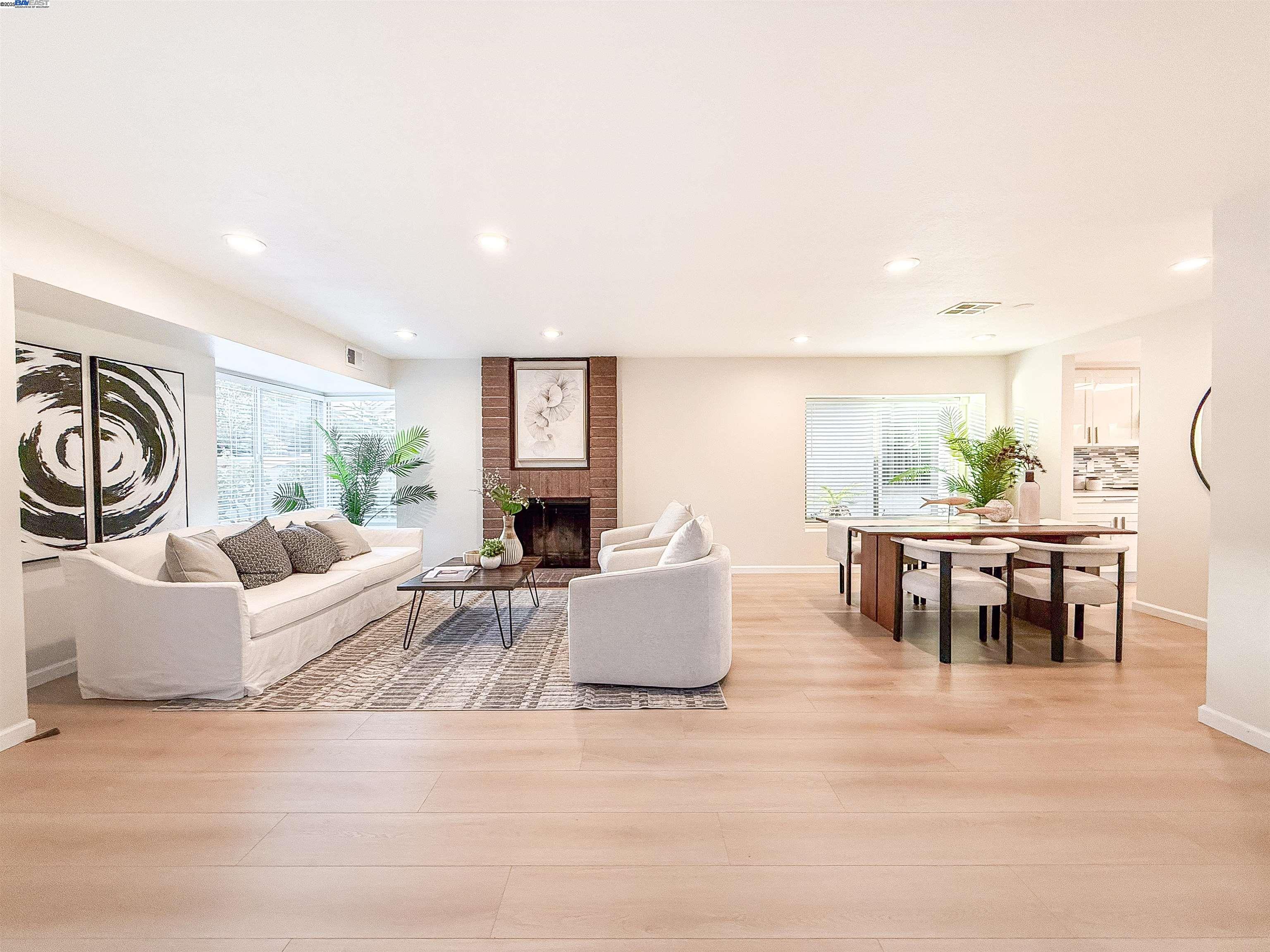 Detail Gallery Image 2 of 30 For 773 Coronado, Foster City,  CA 94404 - 4 Beds | 3 Baths