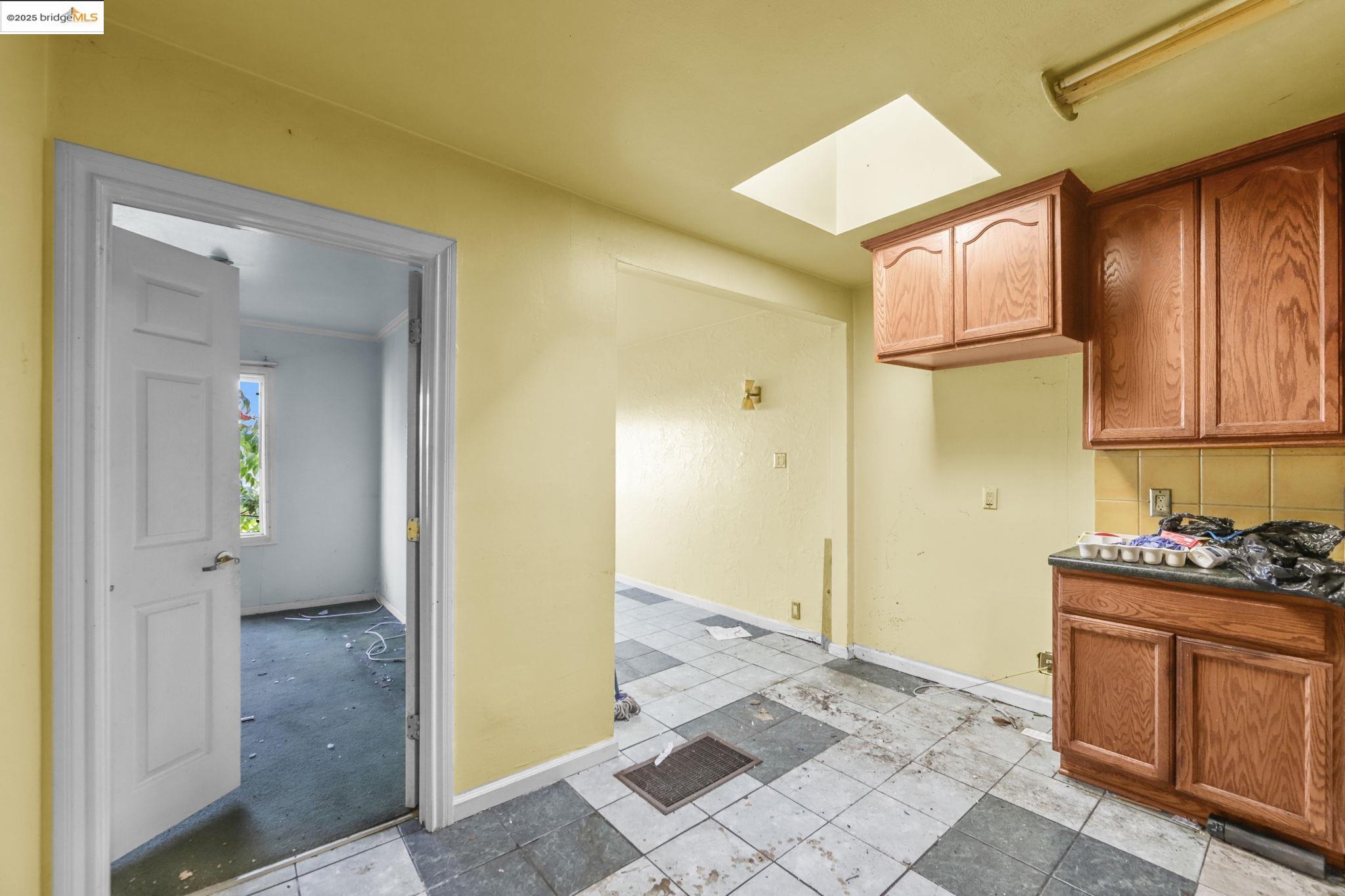 Detail Gallery Image 13 of 47 For 41 Apollo St, San Francisco,  CA 94124 - 3 Beds | 2 Baths