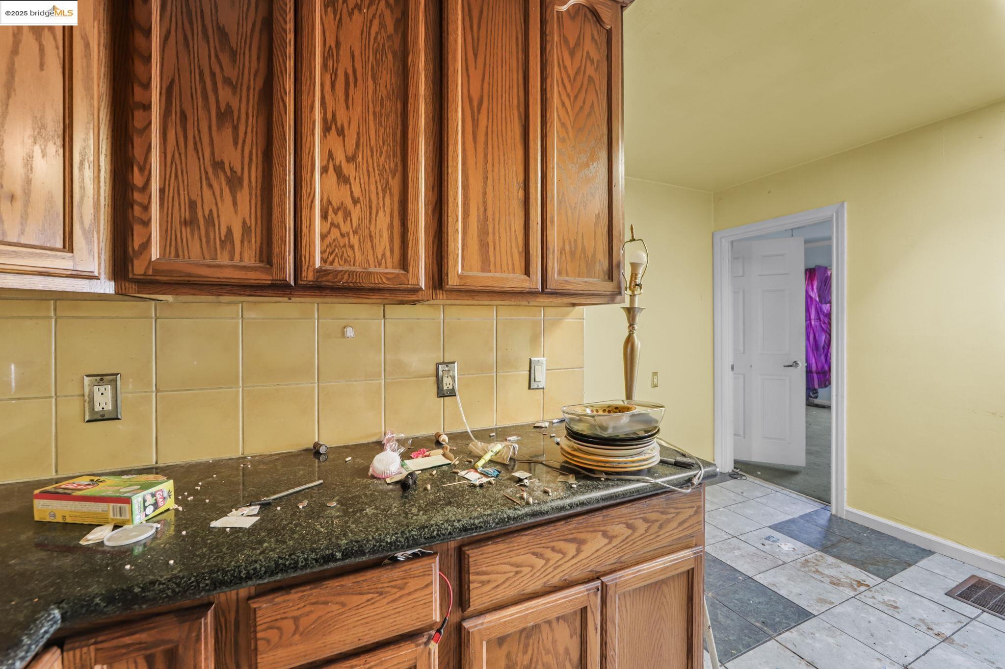 Detail Gallery Image 17 of 47 For 41 Apollo St, San Francisco,  CA 94124 - 3 Beds | 2 Baths