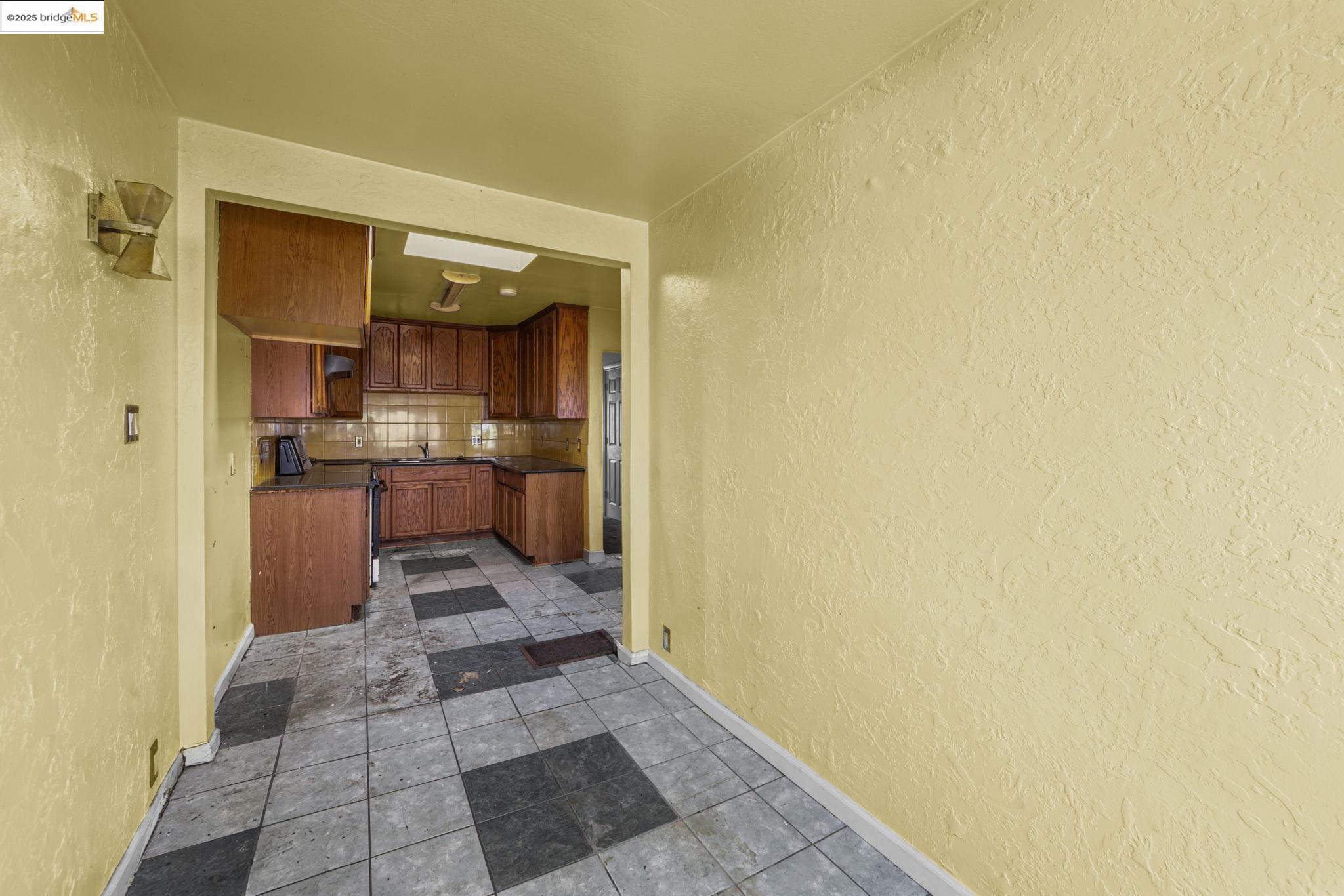 Detail Gallery Image 21 of 47 For 41 Apollo St, San Francisco,  CA 94124 - 3 Beds | 2 Baths