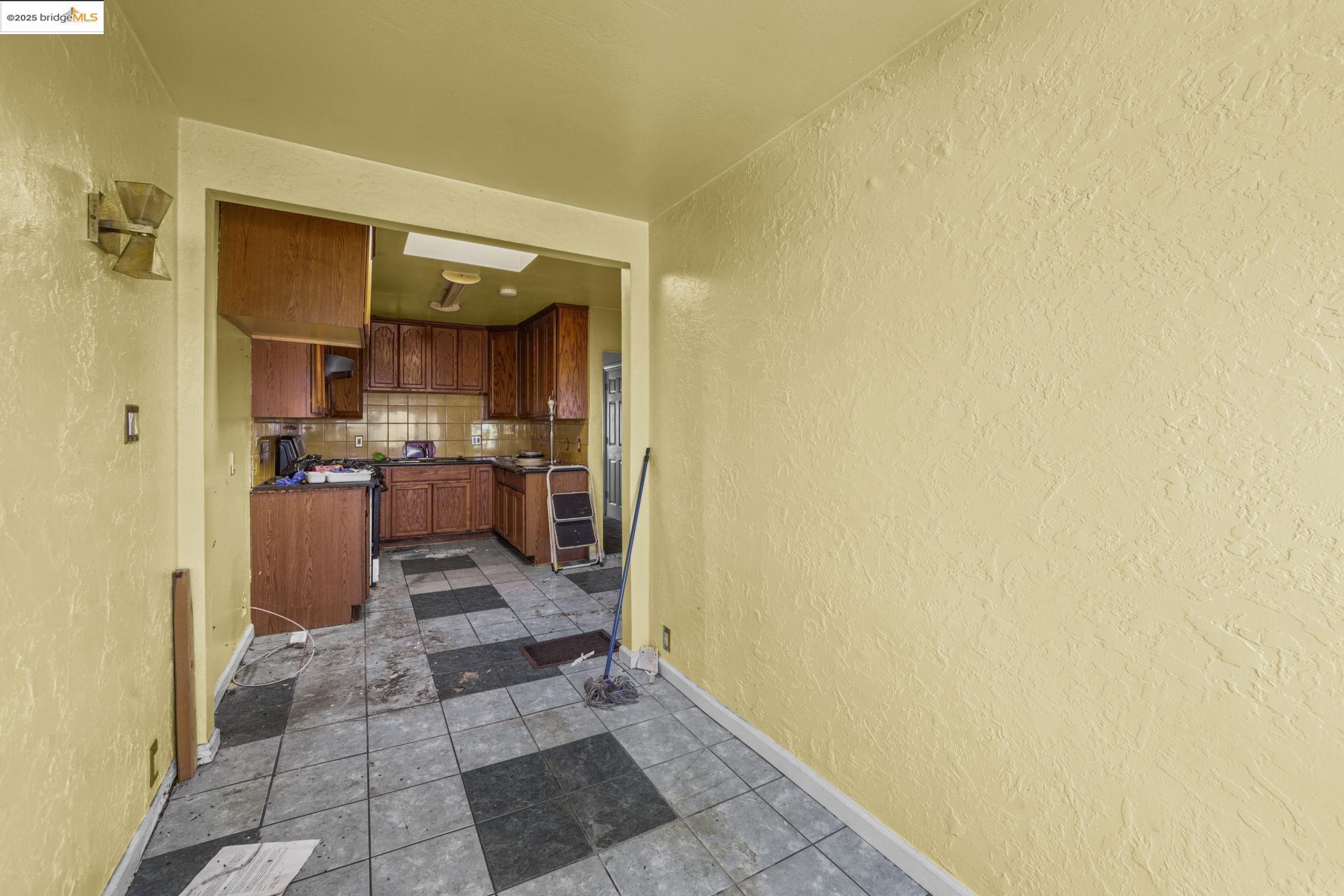 Detail Gallery Image 22 of 47 For 41 Apollo St, San Francisco,  CA 94124 - 3 Beds | 2 Baths