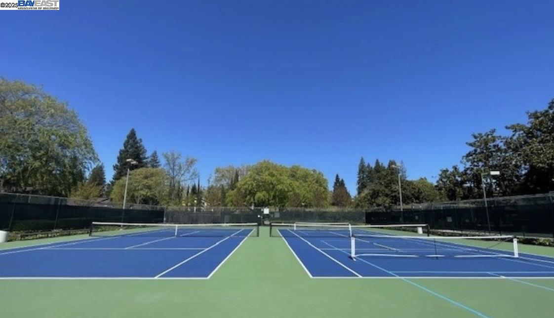 Detail Gallery Image 13 of 15 For 77 Tweed Ln, Danville,  CA 94526 - 2 Beds | 2 Baths