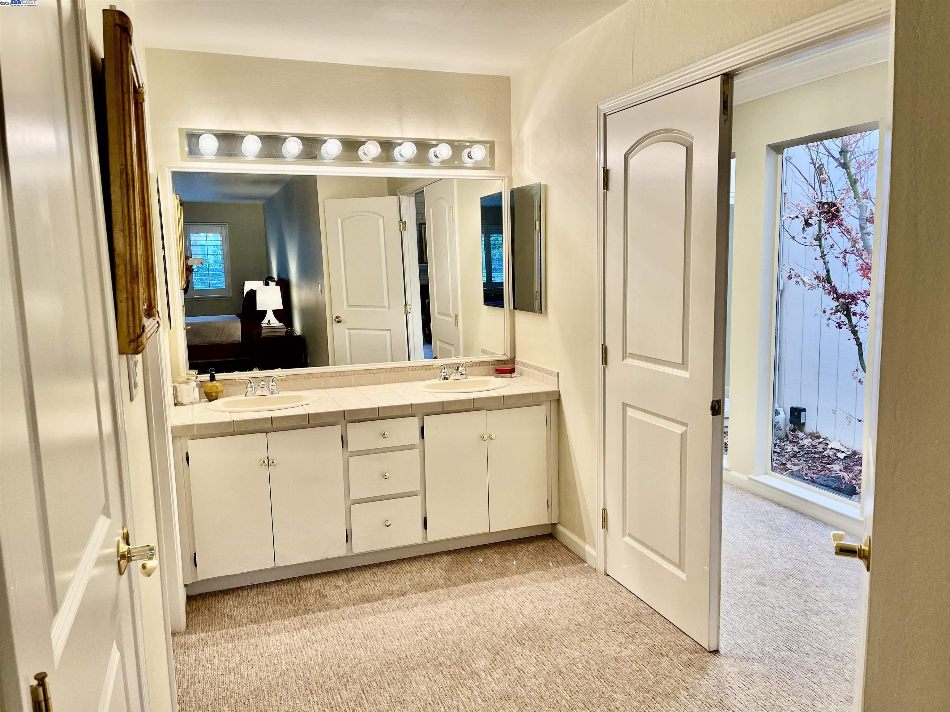 Detail Gallery Image 9 of 15 For 77 Tweed Ln, Danville,  CA 94526 - 2 Beds | 2 Baths