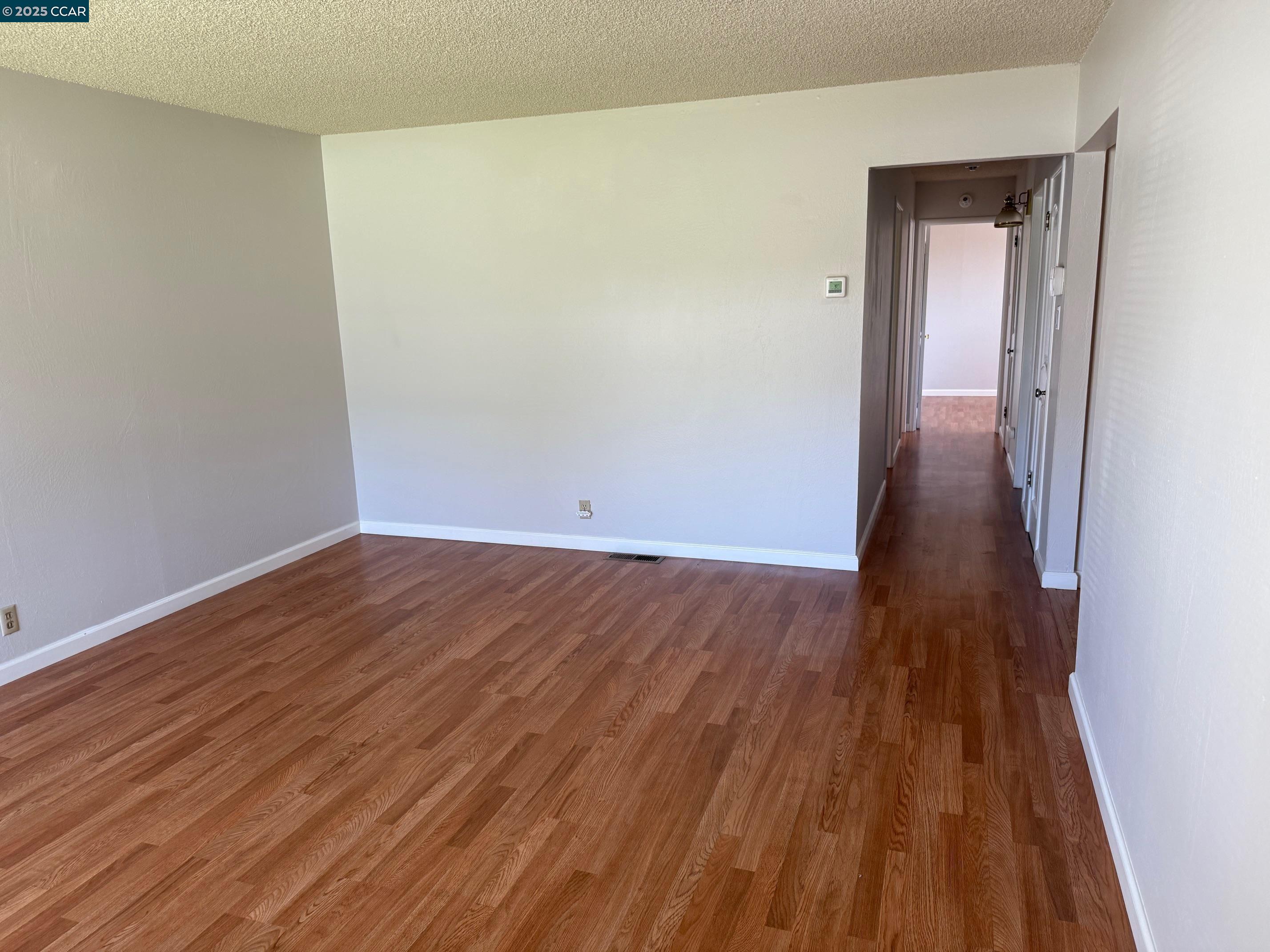 Detail Gallery Image 2 of 25 For 2722 Moyers Rd, Richmond,  CA 94806 - 3 Beds | 2 Baths