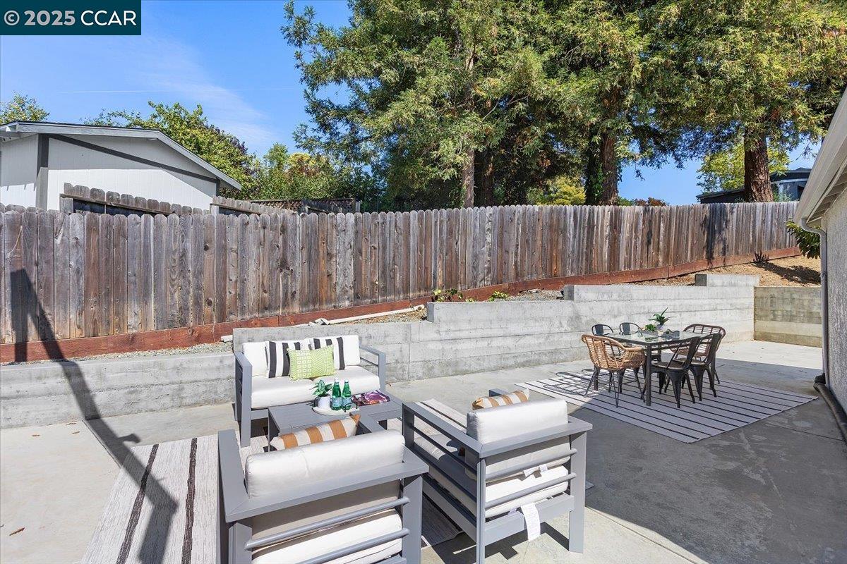 Detail Gallery Image 37 of 50 For 5030 Ray Ave, Castro Valley,  CA 94546 - 4 Beds | 2 Baths