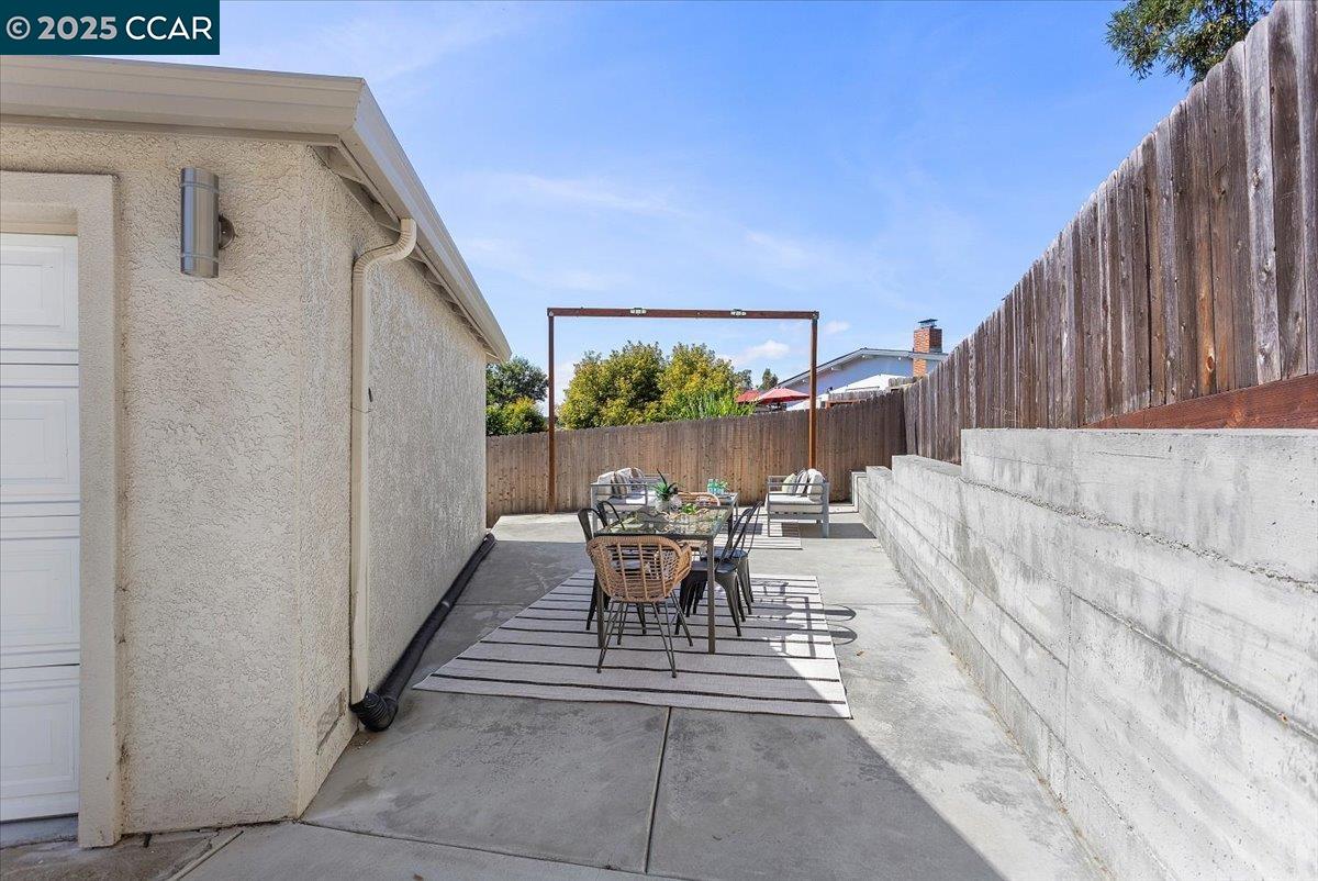Detail Gallery Image 38 of 50 For 5030 Ray Ave, Castro Valley,  CA 94546 - 4 Beds | 2 Baths