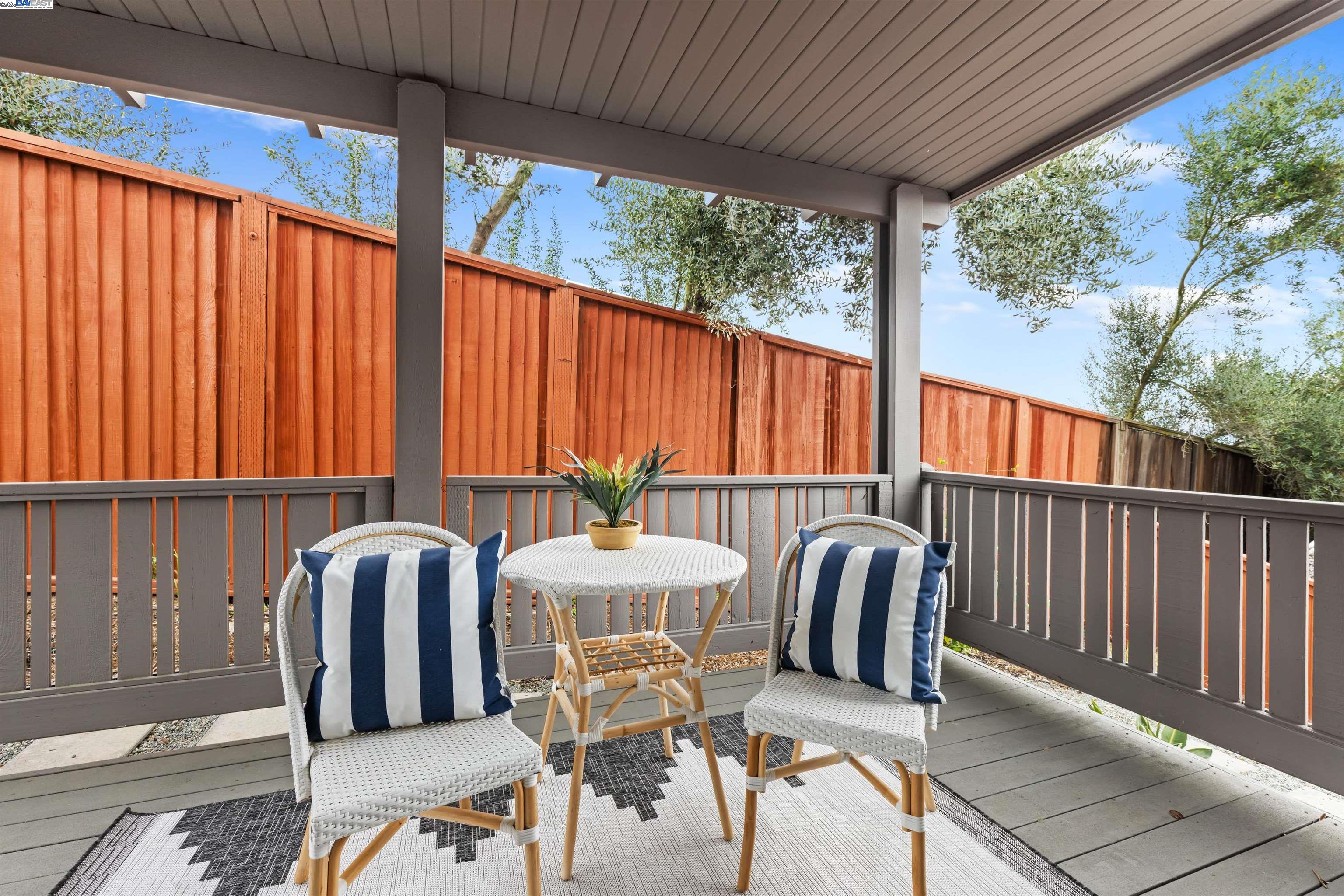 Detail Gallery Image 37 of 46 For 119 Mountview Ter, Benicia,  CA 94510 - 4 Beds | 2/1 Baths