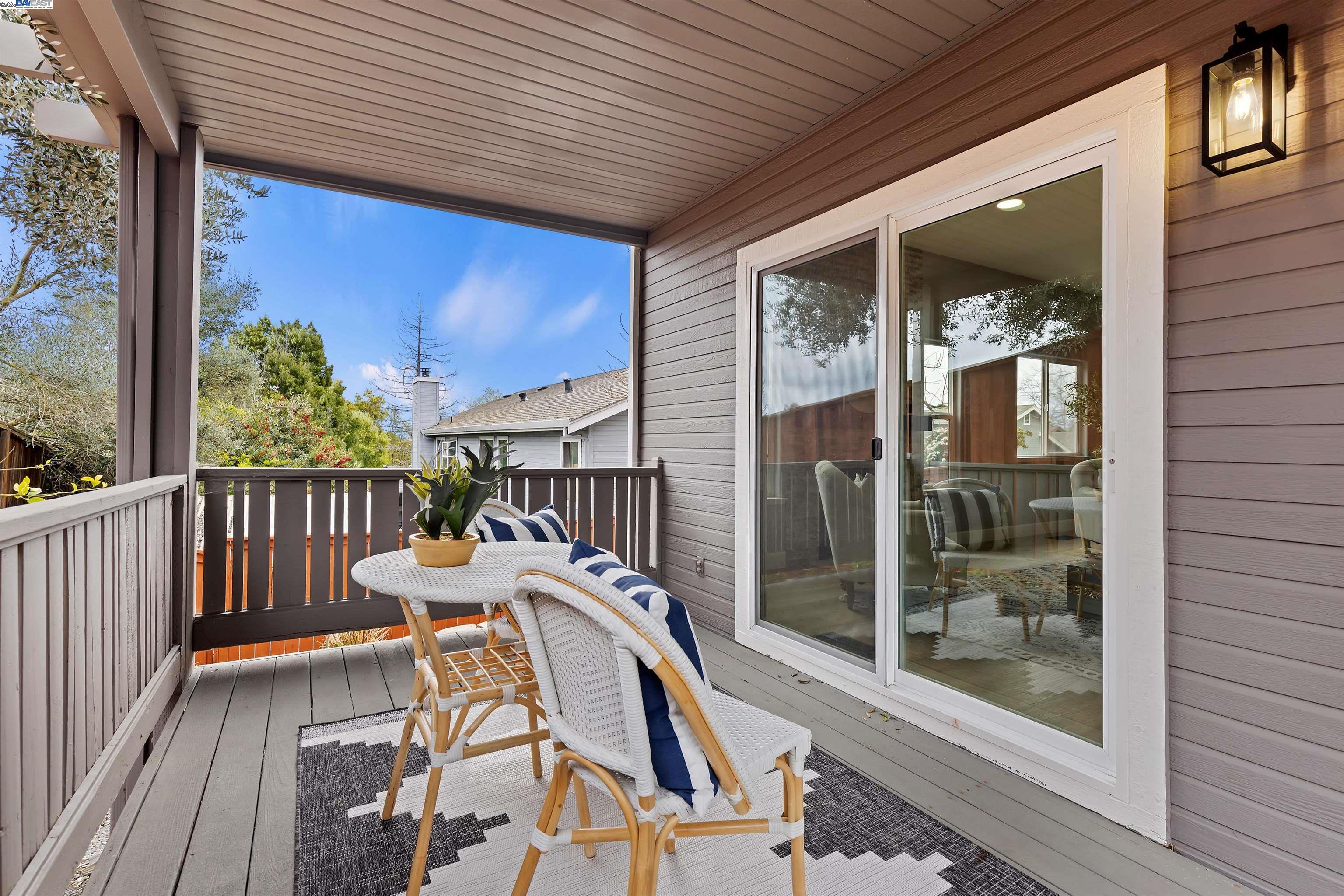 Detail Gallery Image 40 of 46 For 119 Mountview Ter, Benicia,  CA 94510 - 4 Beds | 2/1 Baths