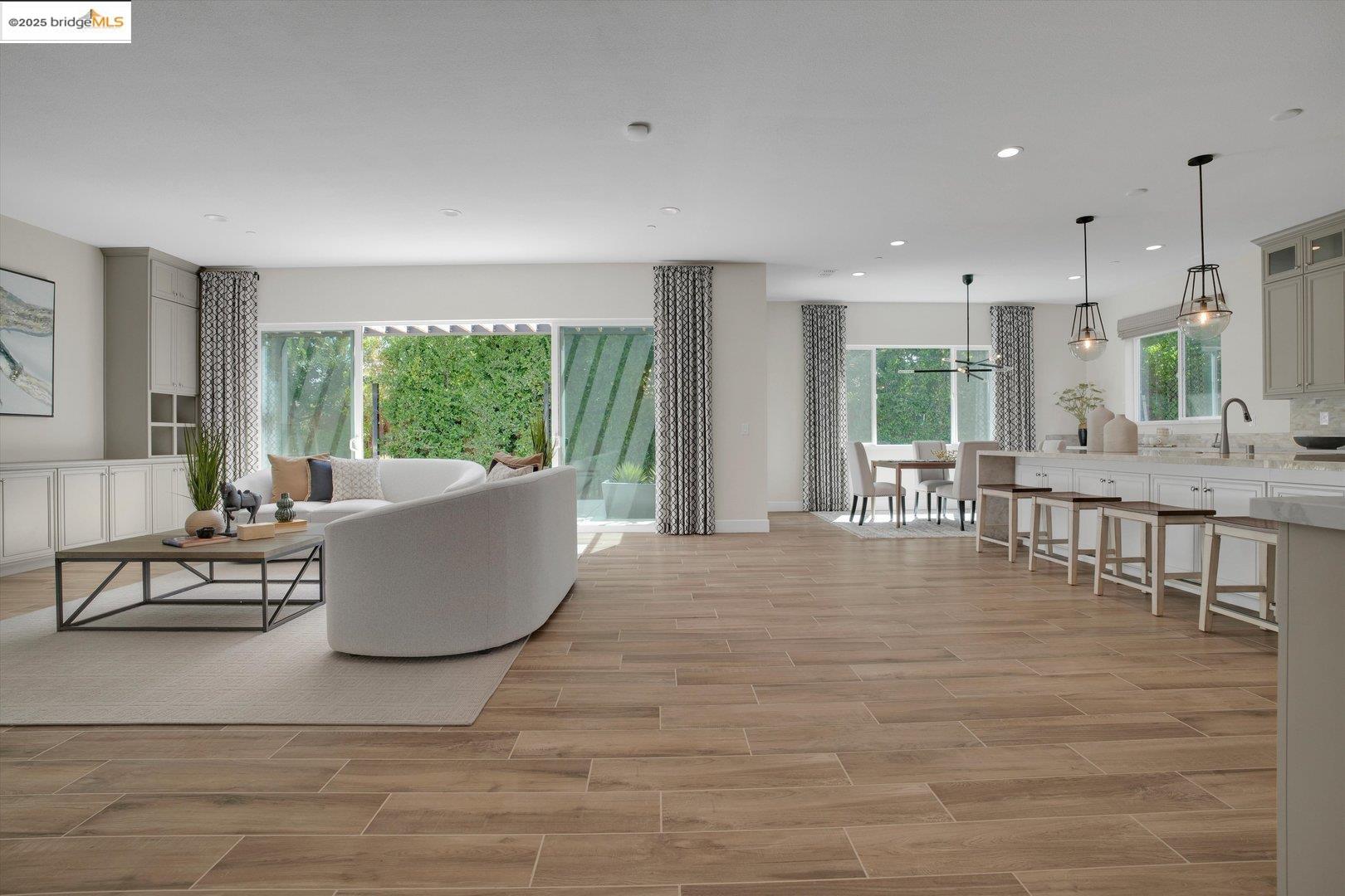 Detail Gallery Image 24 of 38 For 158 Continente Ave, Brentwood,  CA 94513 - 4 Beds | 3/1 Baths