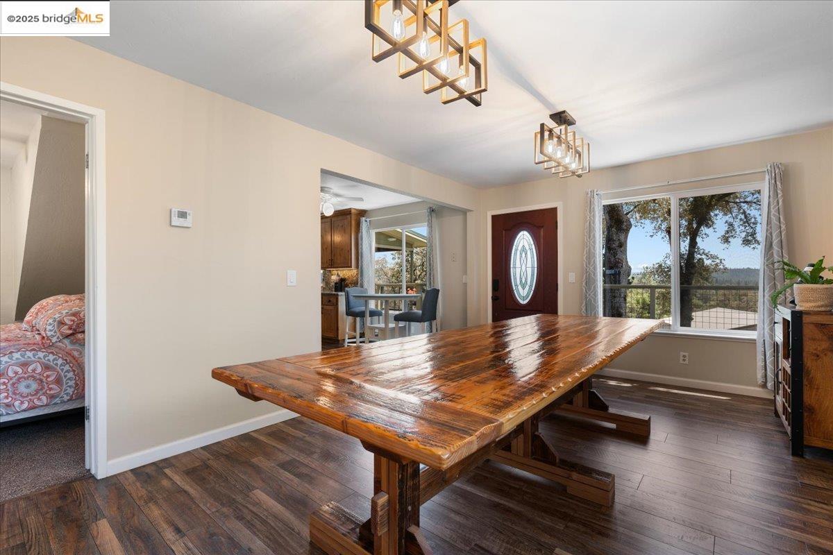 Detail Gallery Image 6 of 60 For 11020 Homestead Ln, Penn Valley,  CA 95946 - 3 Beds | 2 Baths