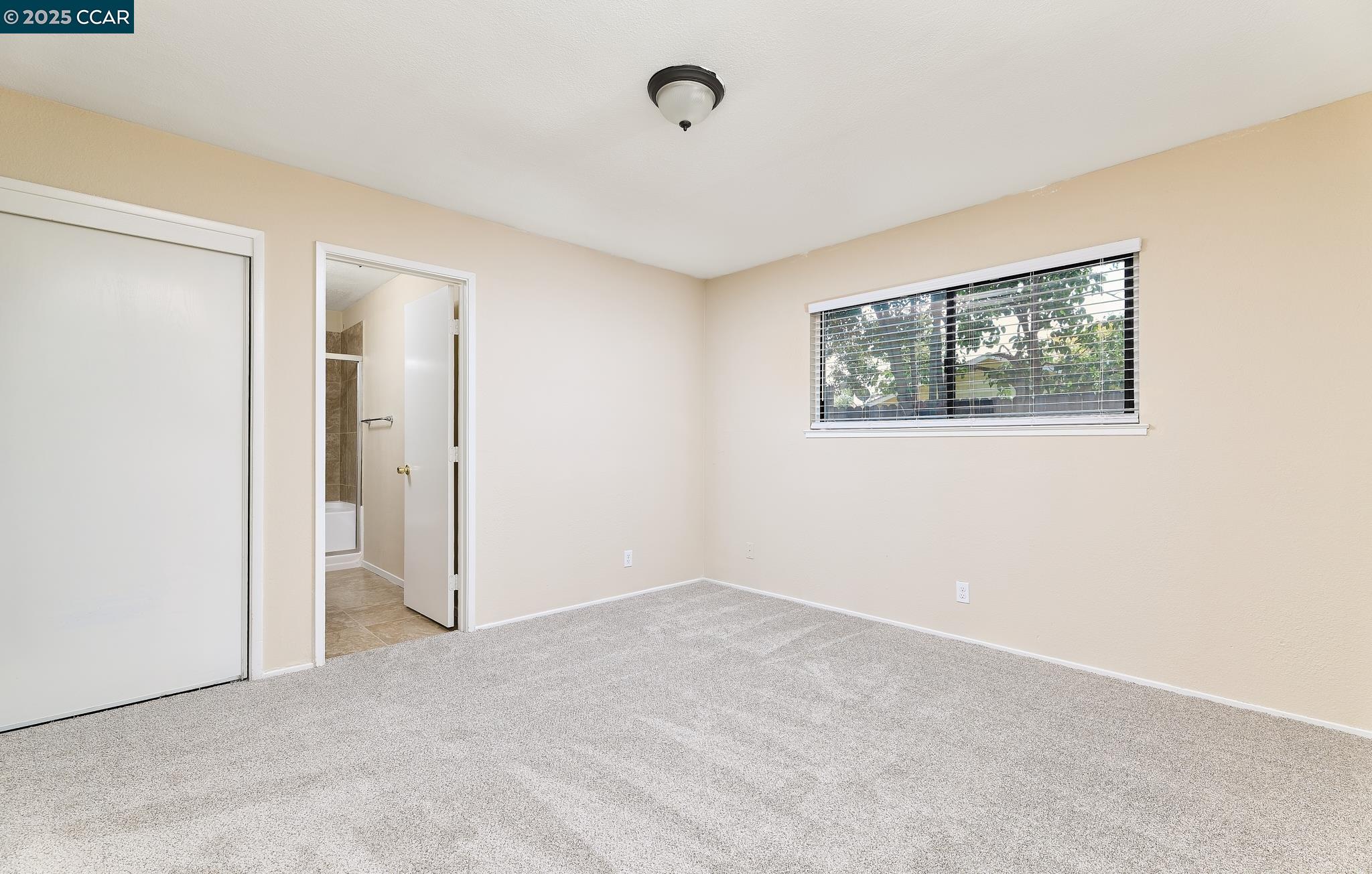 Detail Gallery Image 14 of 22 For 7696 20th Ave, Sacramento,  CA 95820 - 4 Beds | 2 Baths
