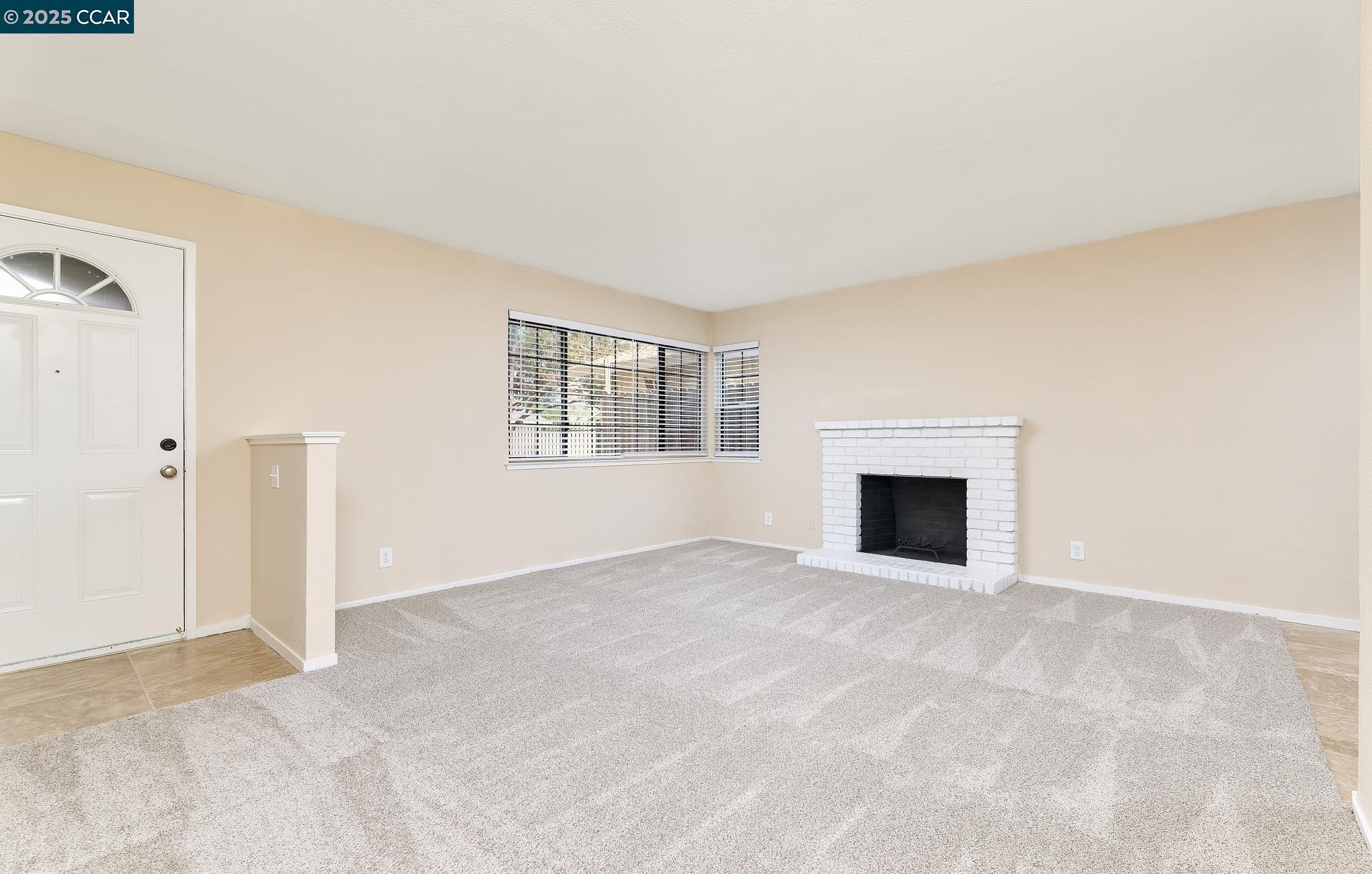Detail Gallery Image 8 of 22 For 7696 20th Ave, Sacramento,  CA 95820 - 4 Beds | 2 Baths