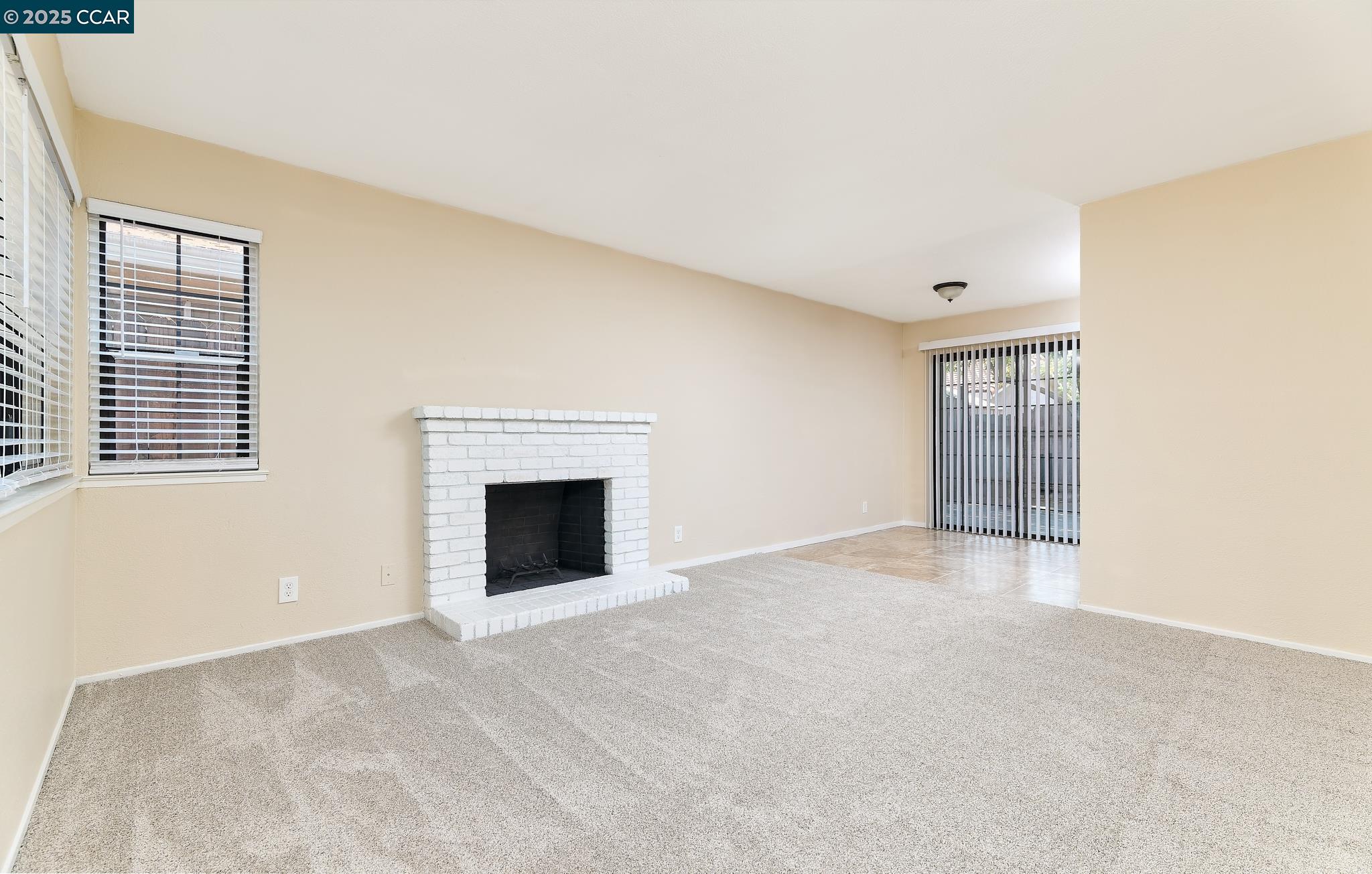 Detail Gallery Image 9 of 22 For 7696 20th Ave, Sacramento,  CA 95820 - 4 Beds | 2 Baths