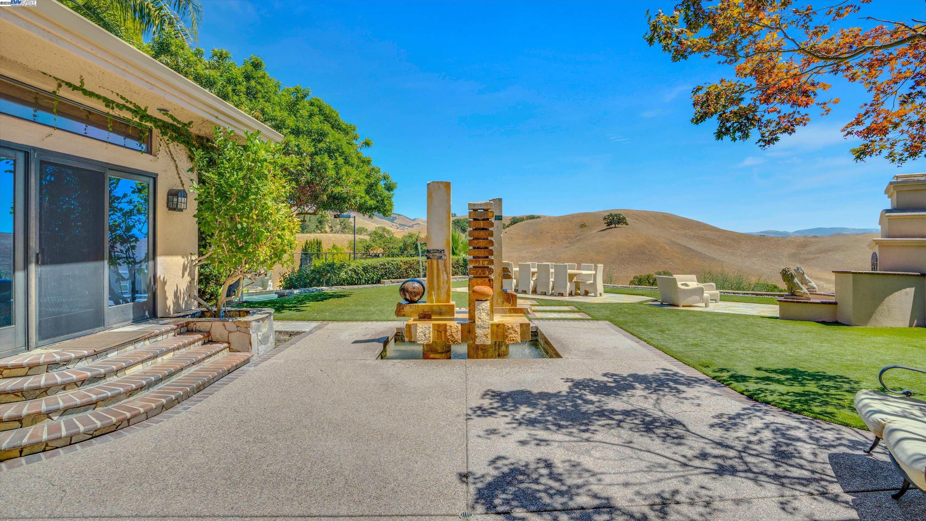 Detail Gallery Image 6 of 60 For 4478 Deer Ridge Road, Danville,  CA 94506 - 6 Beds | 5/1 Baths