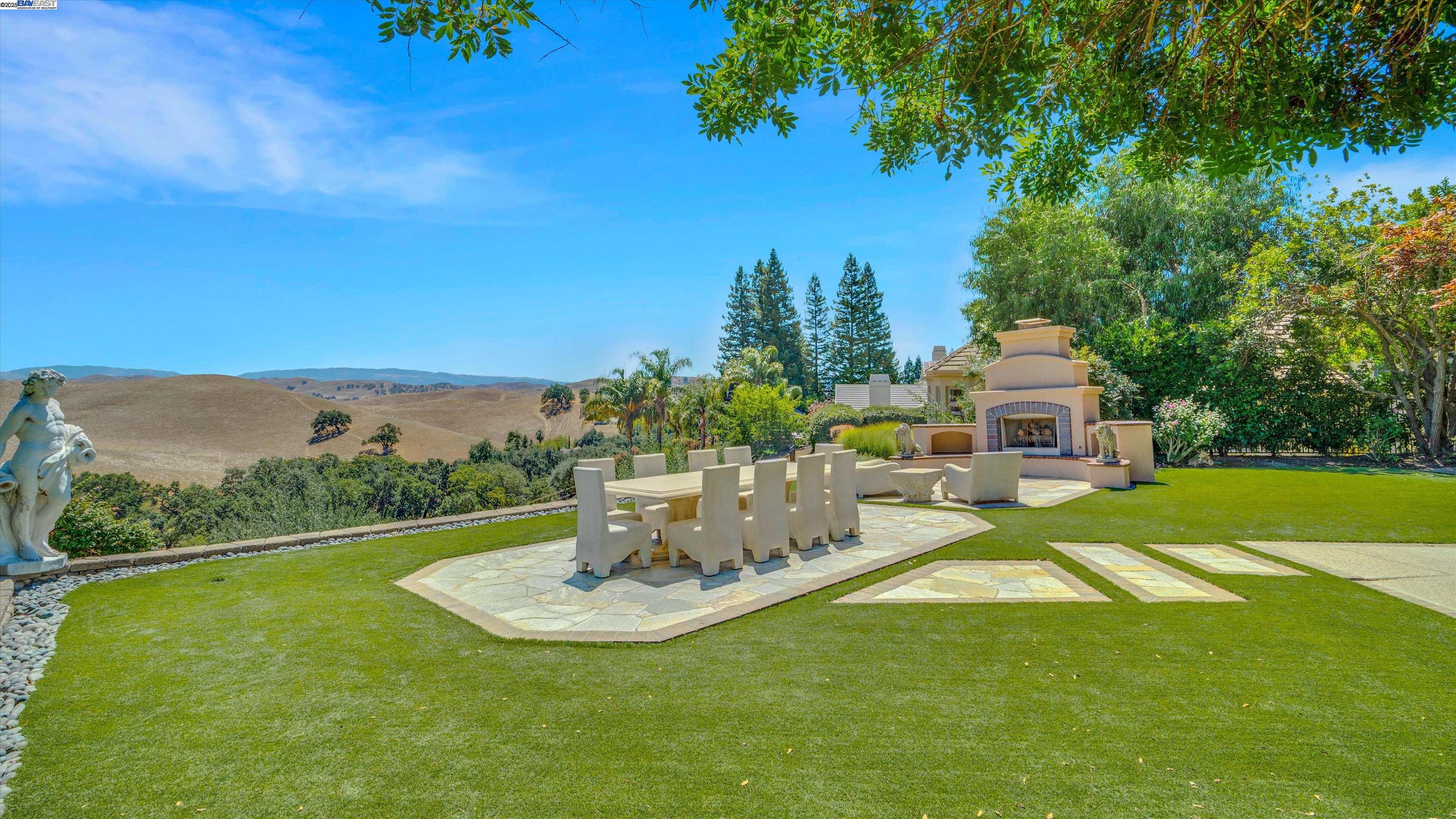 Detail Gallery Image 7 of 60 For 4478 Deer Ridge Road, Danville,  CA 94506 - 6 Beds | 5/1 Baths
