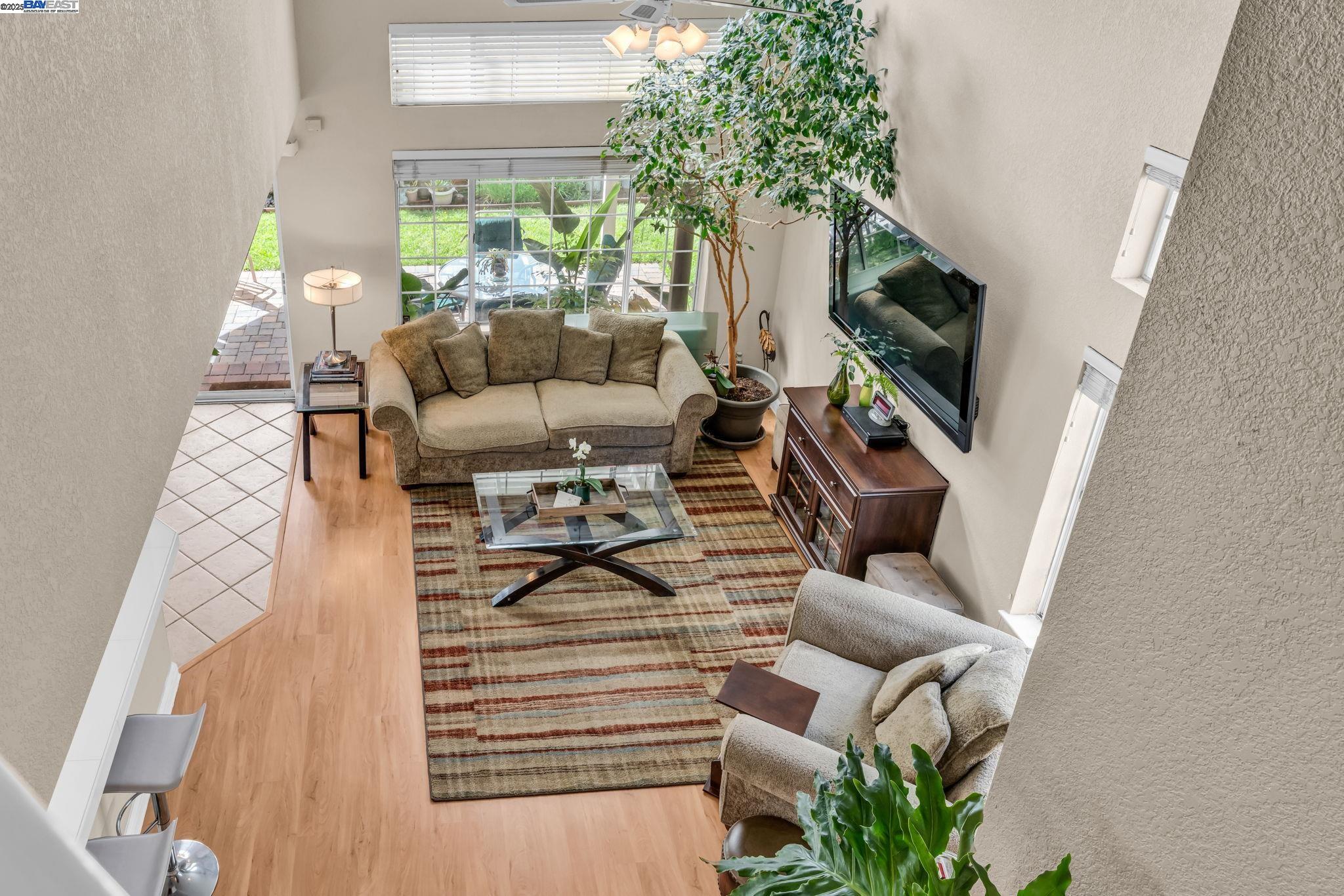 Detail Gallery Image 18 of 43 For 5473 Rainflower Dr, Livermore,  CA 94551 - 3 Beds | 2/1 Baths