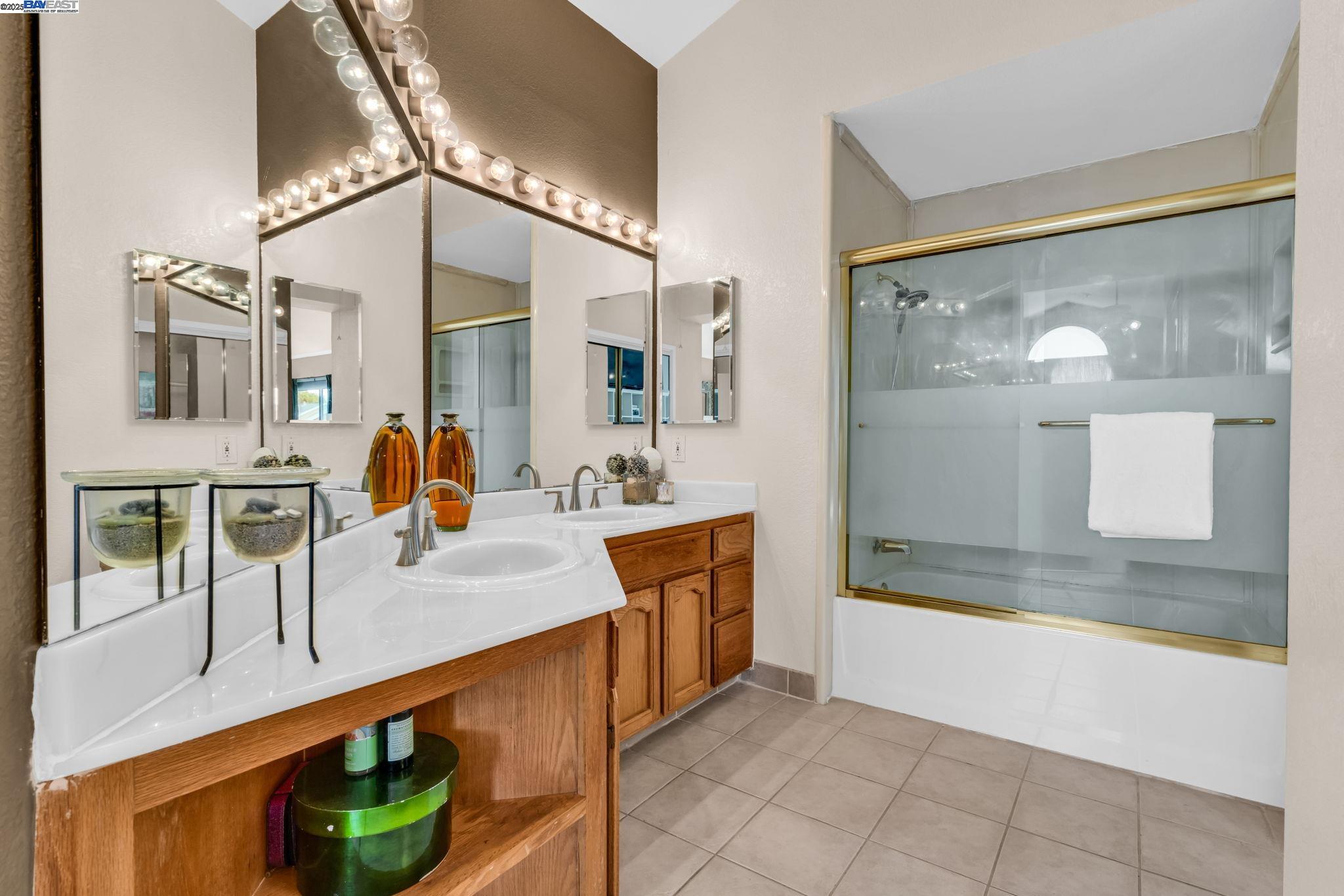 Detail Gallery Image 23 of 43 For 5473 Rainflower Dr, Livermore,  CA 94551 - 3 Beds | 2/1 Baths