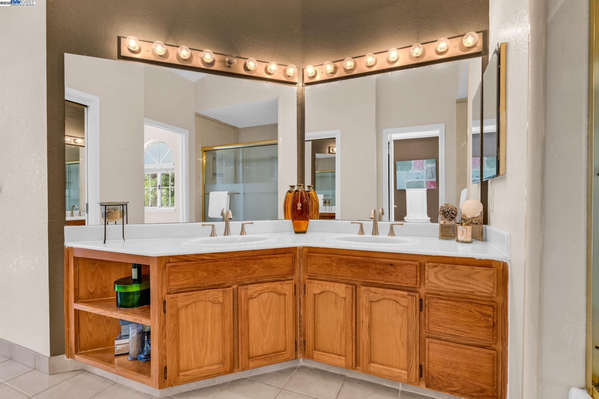 Detail Gallery Image 24 of 43 For 5473 Rainflower Dr, Livermore,  CA 94551 - 3 Beds | 2/1 Baths