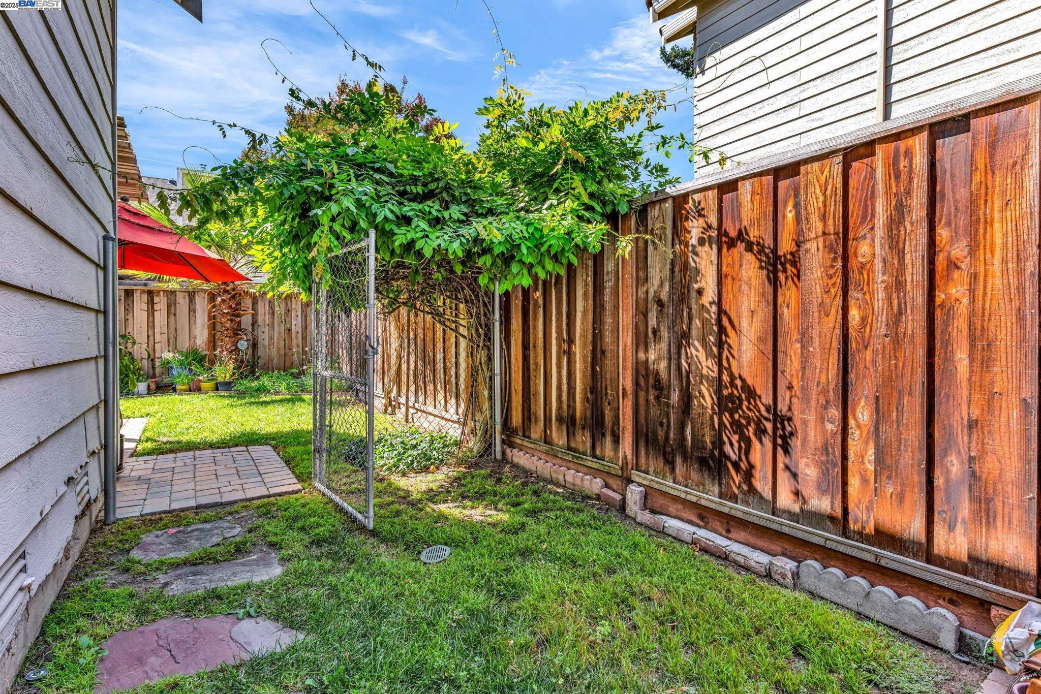 Detail Gallery Image 42 of 43 For 5473 Rainflower Dr, Livermore,  CA 94551 - 3 Beds | 2/1 Baths