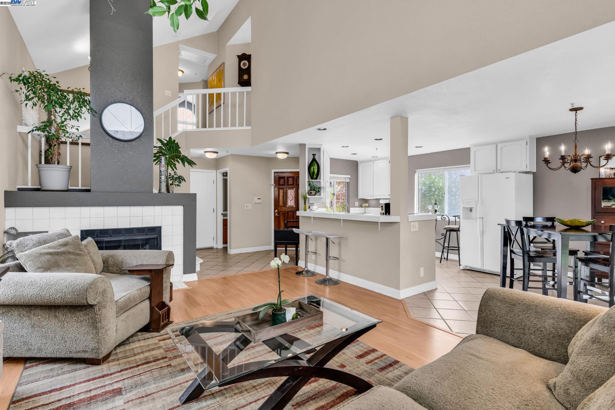 Detail Gallery Image 7 of 43 For 5473 Rainflower Dr, Livermore,  CA 94551 - 3 Beds | 2/1 Baths