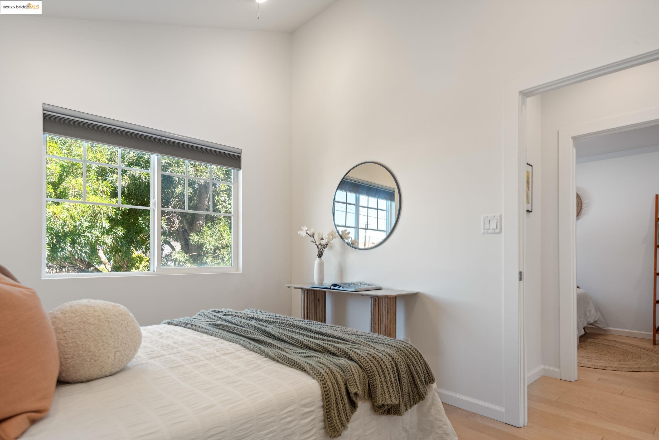 Detail Gallery Image 21 of 33 For 2221 E 31st St, Oakland,  CA 94602 - 3 Beds | 2/1 Baths