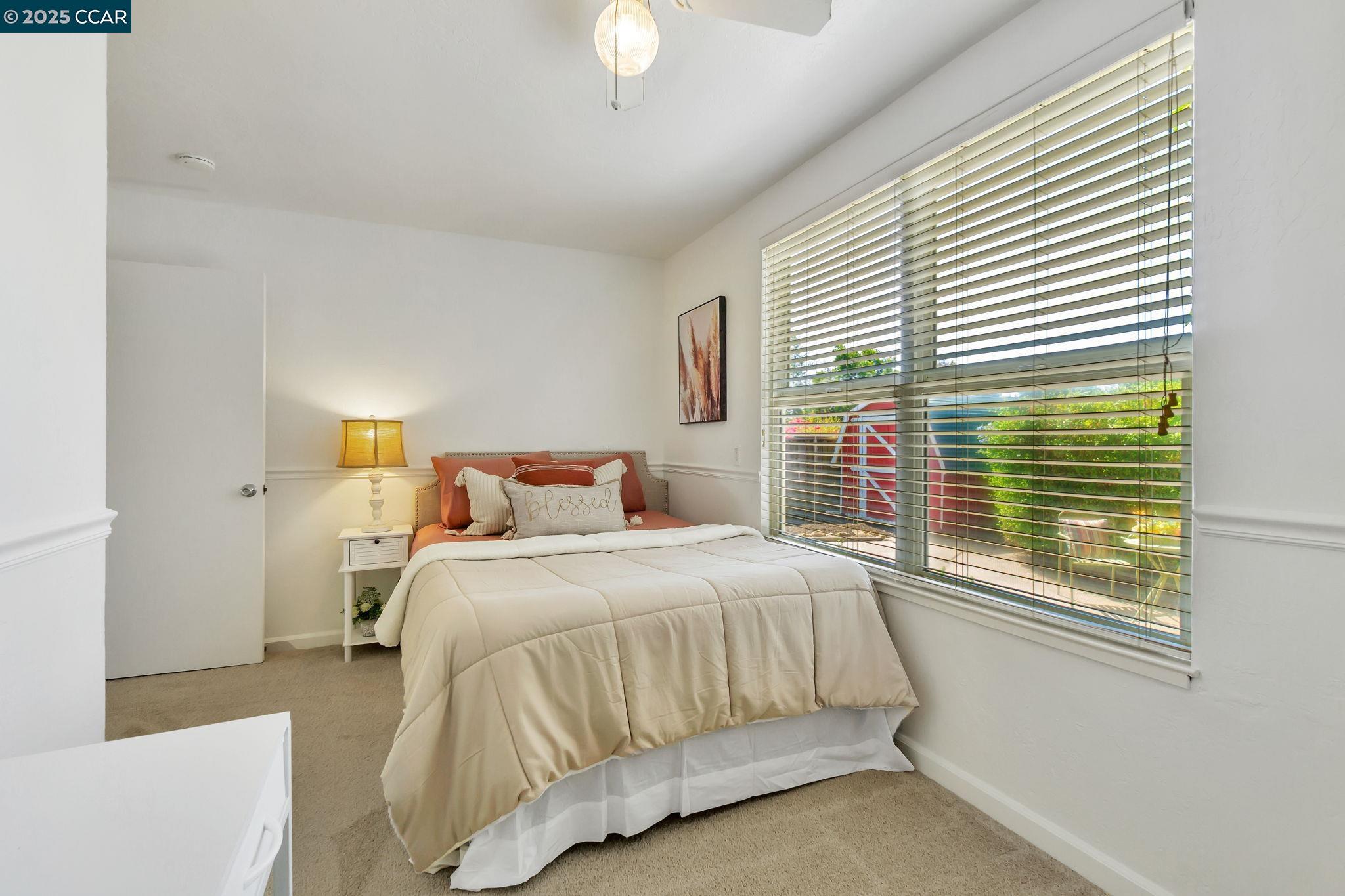 Detail Gallery Image 23 of 42 For 2490 Birch St, Martinez,  CA 94553 - 2 Beds | 2 Baths