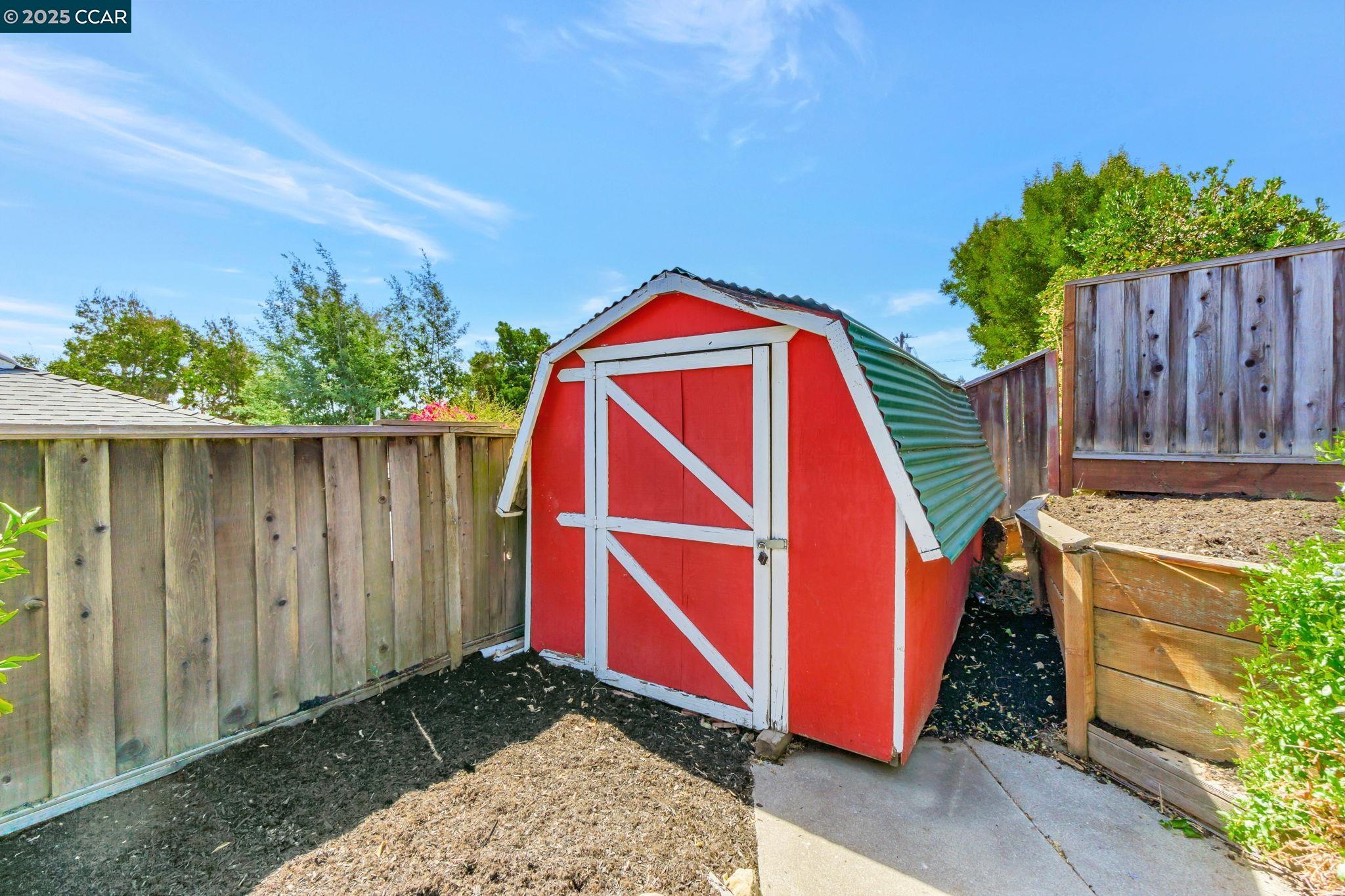 Detail Gallery Image 42 of 42 For 2490 Birch St, Martinez,  CA 94553 - 2 Beds | 2 Baths