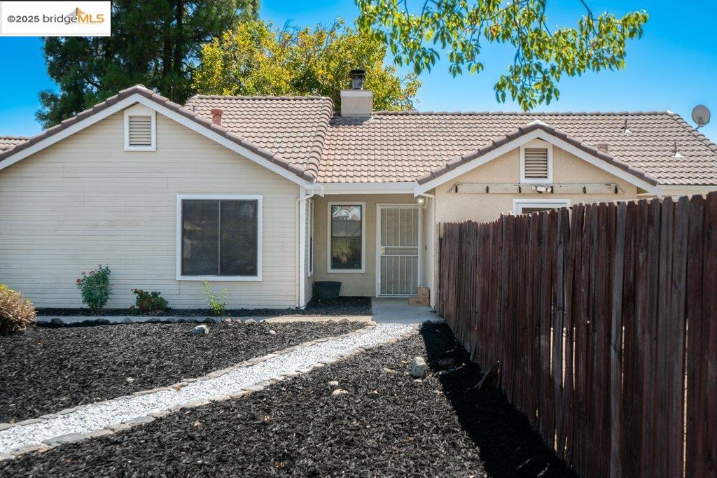 Detail Gallery Image 7 of 40 For 1927 Babbe St, Oakley,  CA 94561 - 3 Beds | 2 Baths