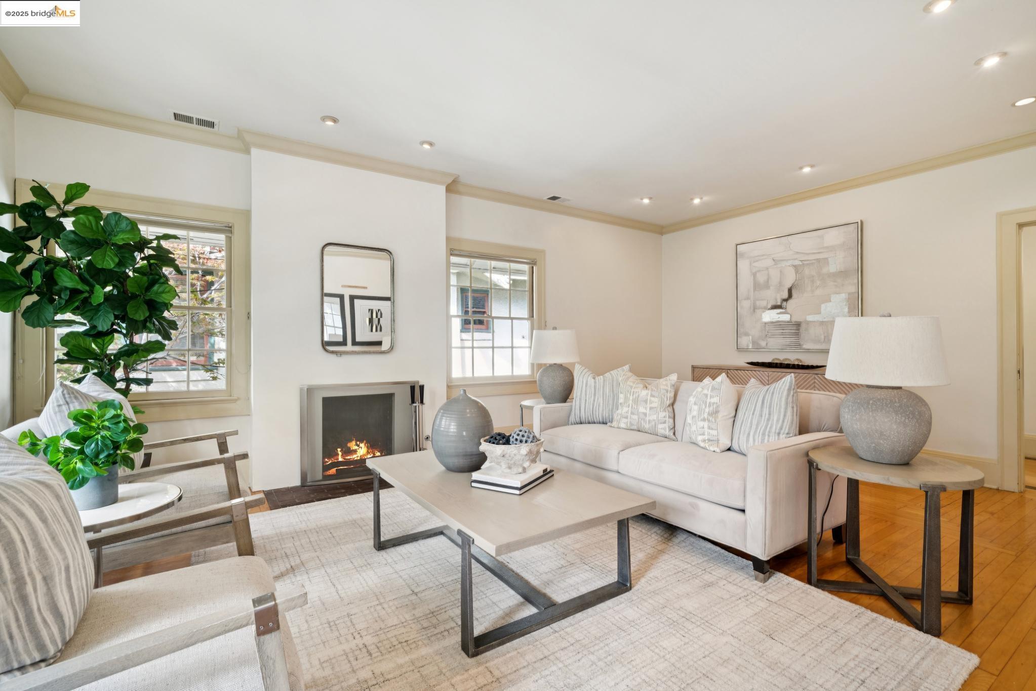 Detail Gallery Image 29 of 60 For 408 Euclid Ave, Oakland,  CA 94610 - 4 Beds | 3 Baths
