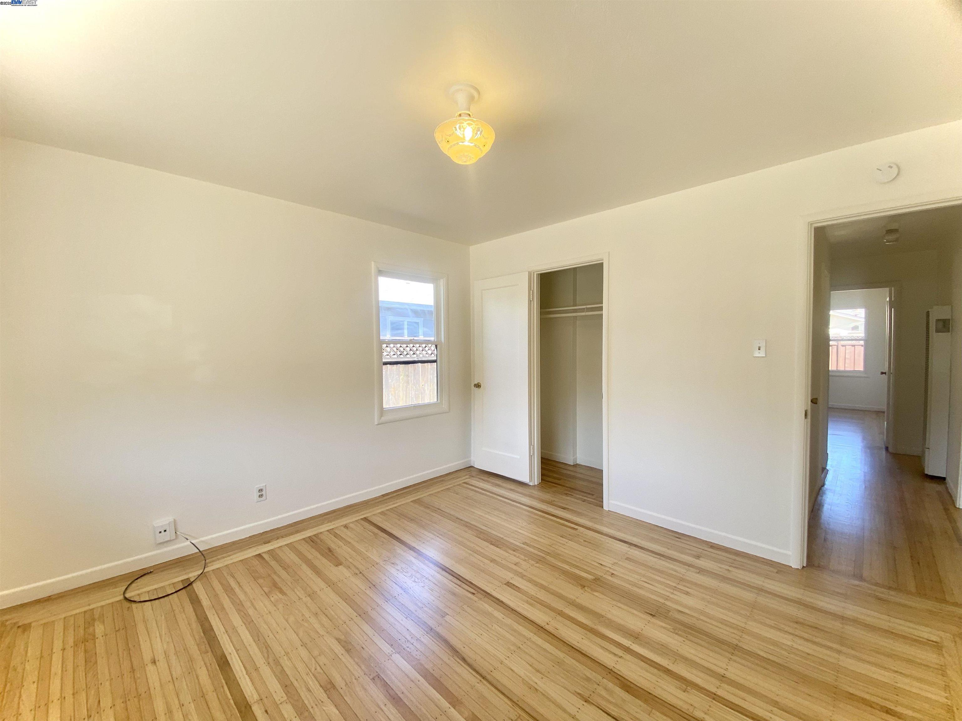 Detail Gallery Image 13 of 23 For 21284 Tyee St, Castro Valley,  CA 94546 - 2 Beds | 1 Baths