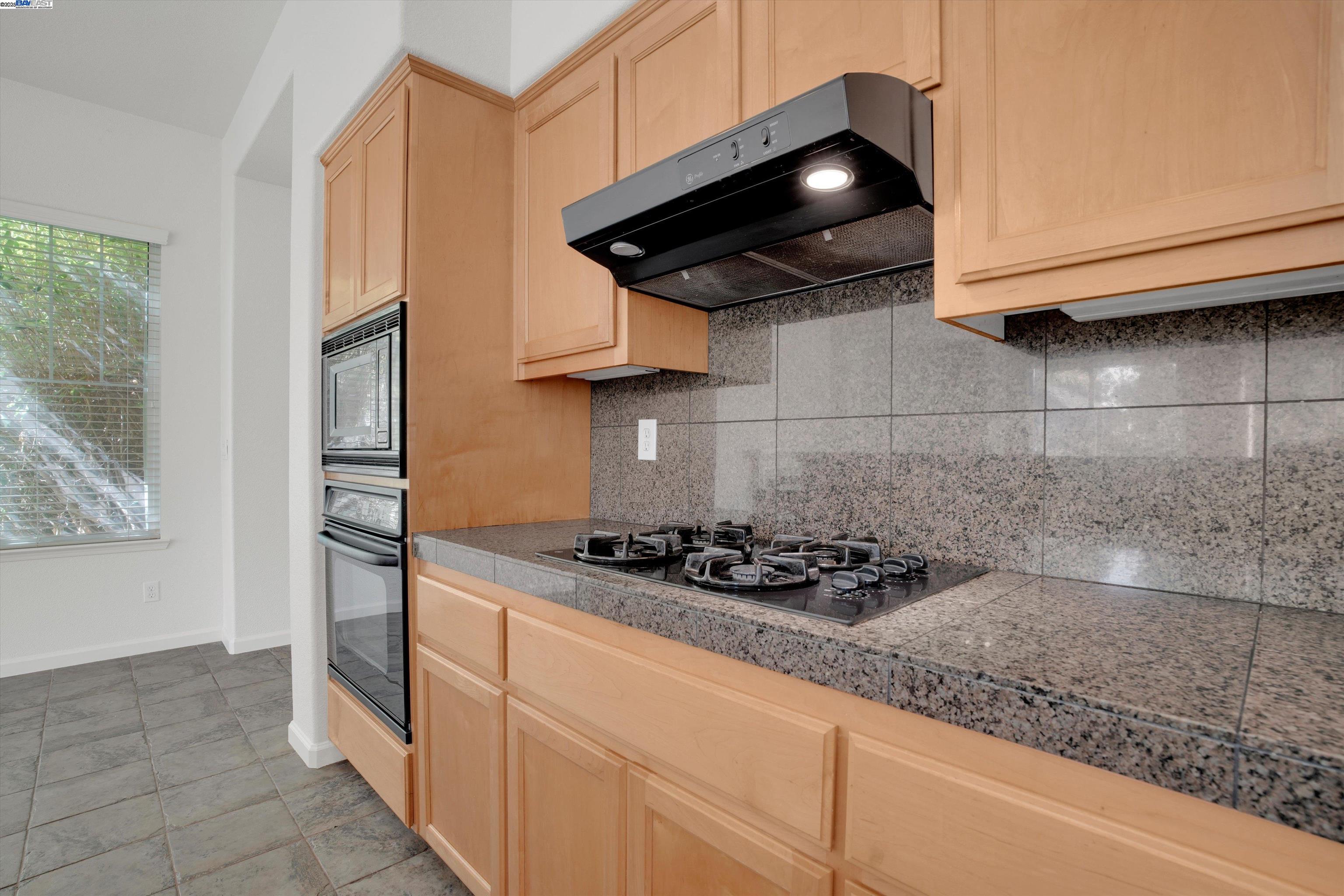 Detail Gallery Image 20 of 54 For 342 Roundhill Dr, Brentwood,  CA 94513 - 4 Beds | 3 Baths