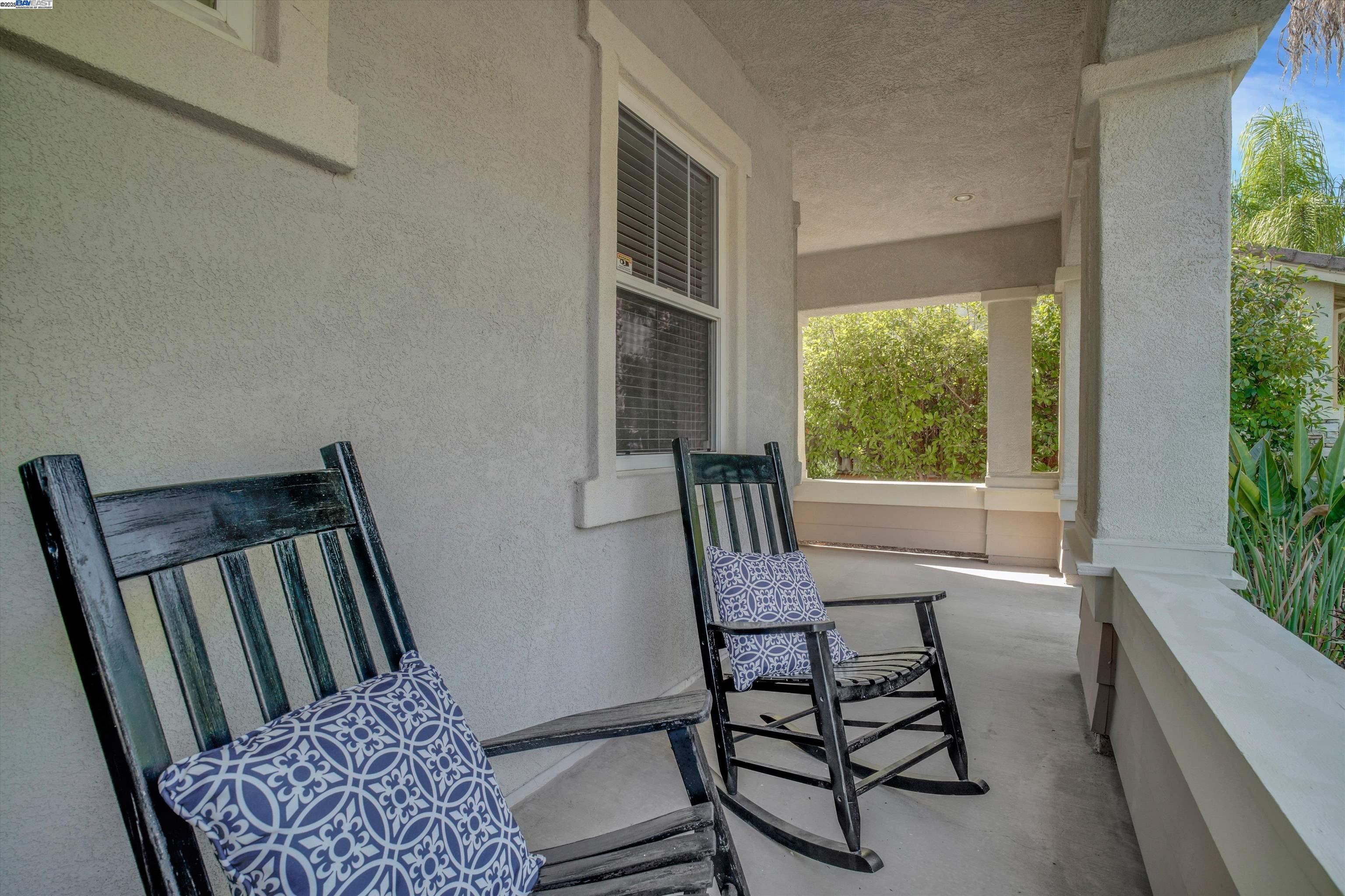 Detail Gallery Image 6 of 54 For 342 Roundhill Dr, Brentwood,  CA 94513 - 4 Beds | 3 Baths