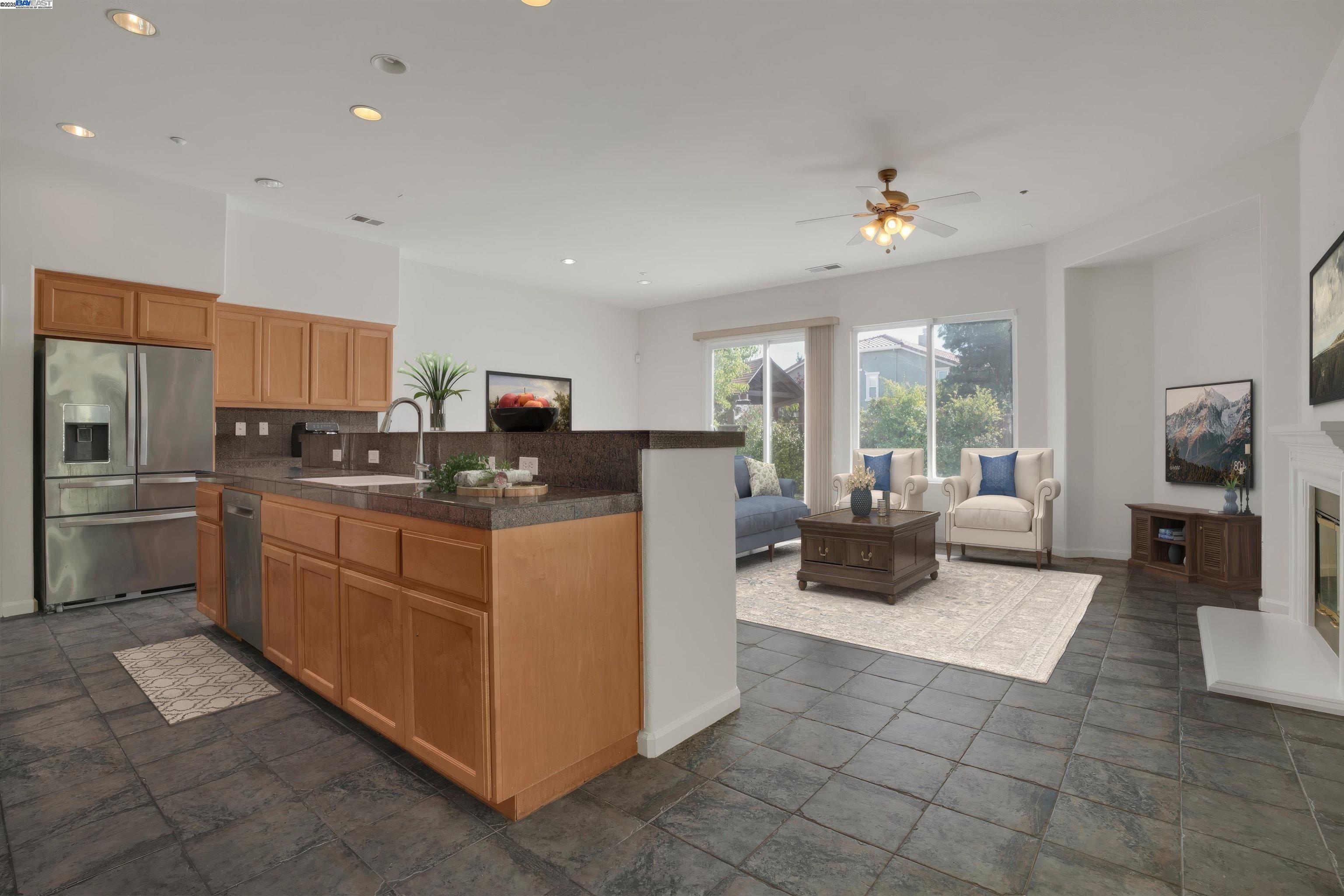 Detail Gallery Image 8 of 54 For 342 Roundhill Dr, Brentwood,  CA 94513 - 4 Beds | 3 Baths