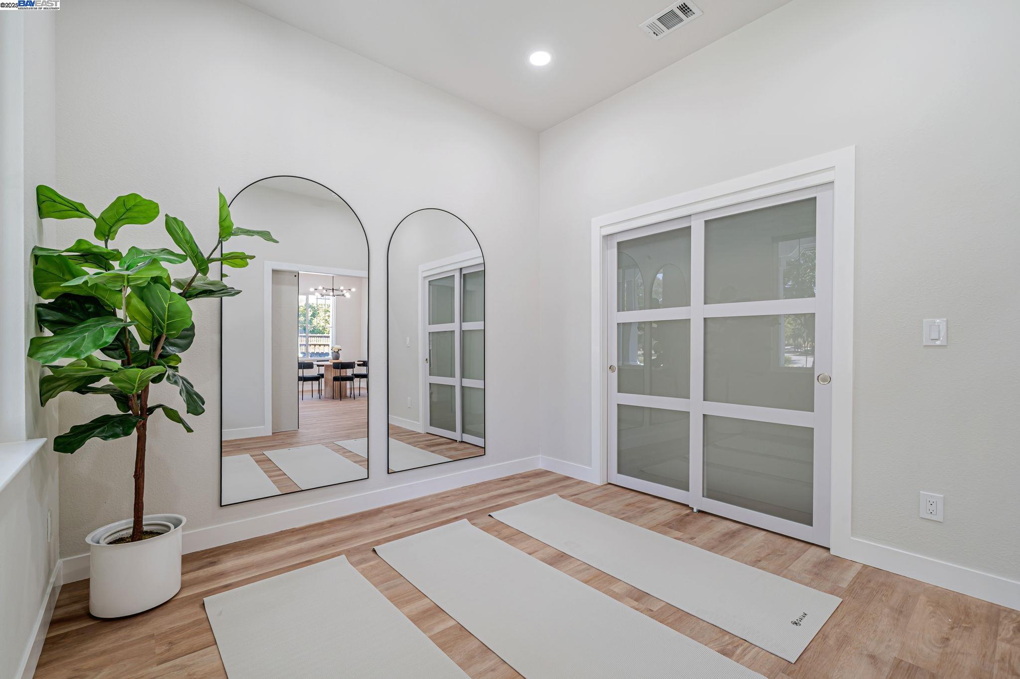 Detail Gallery Image 26 of 59 For 202 Sonia Way, Livermore,  CA 94550 - 4 Beds | 2 Baths