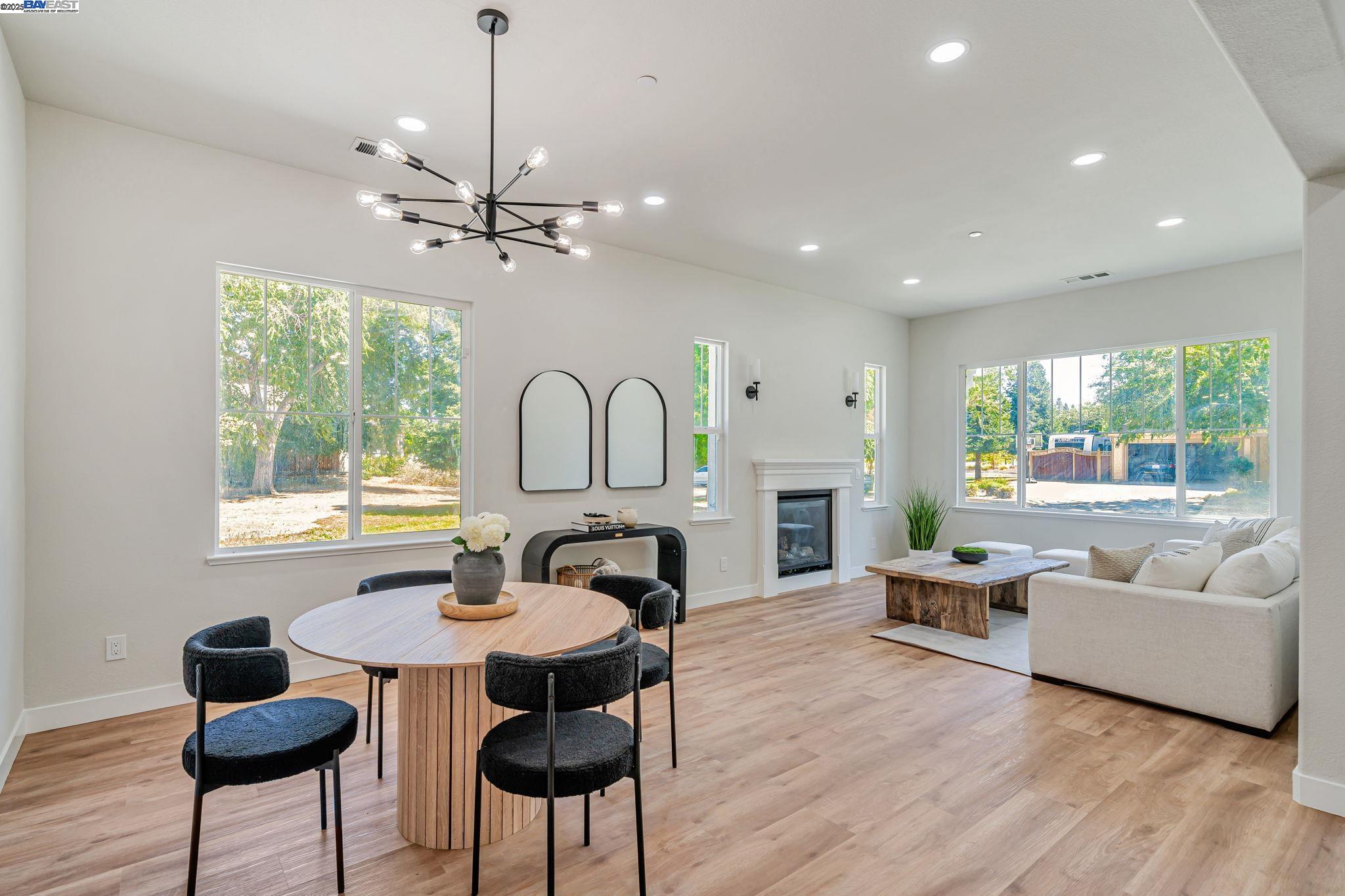 Detail Gallery Image 7 of 59 For 202 Sonia Way, Livermore,  CA 94550 - 4 Beds | 2 Baths