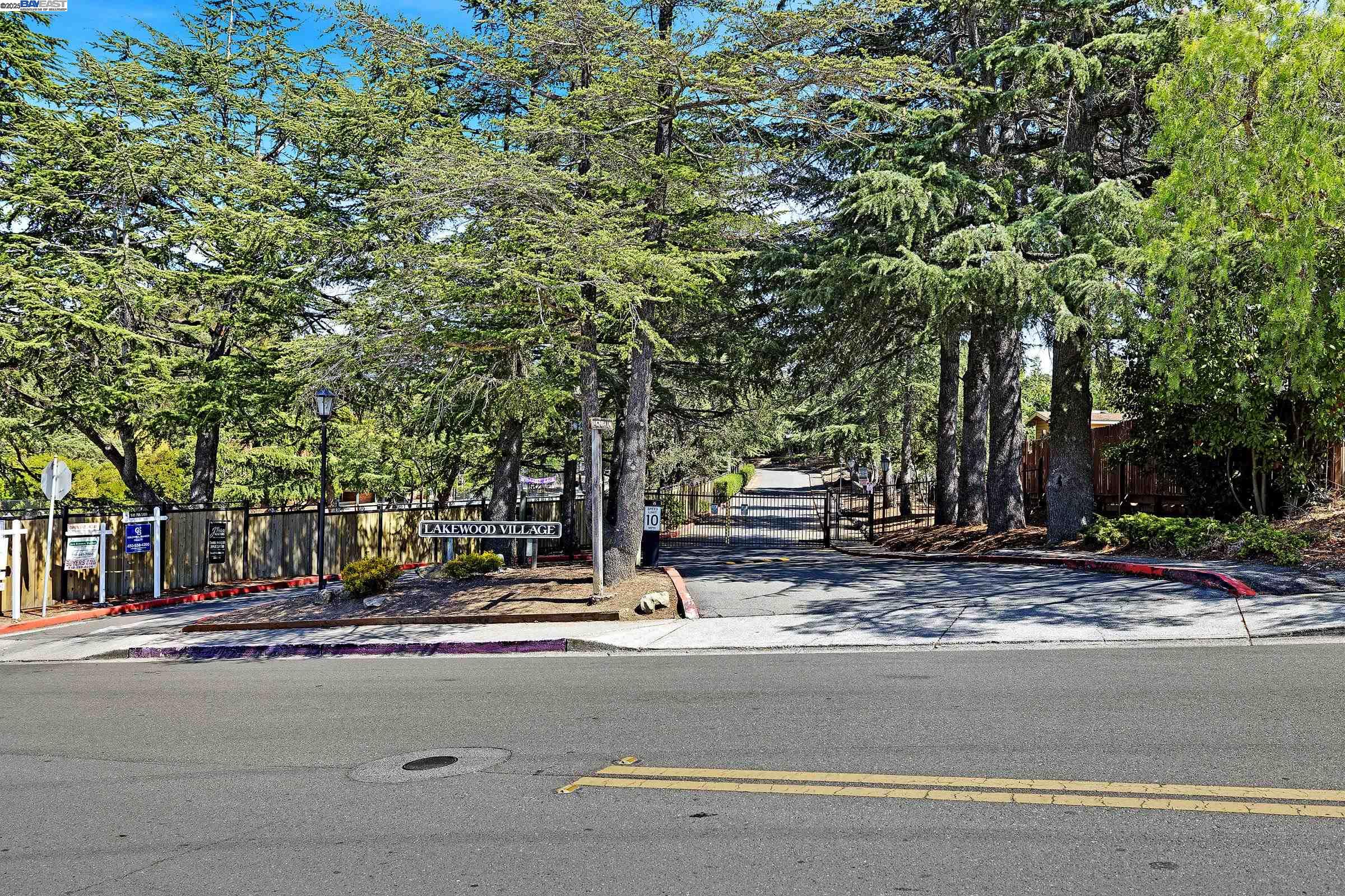 Photo #2: 41110570 Listing 