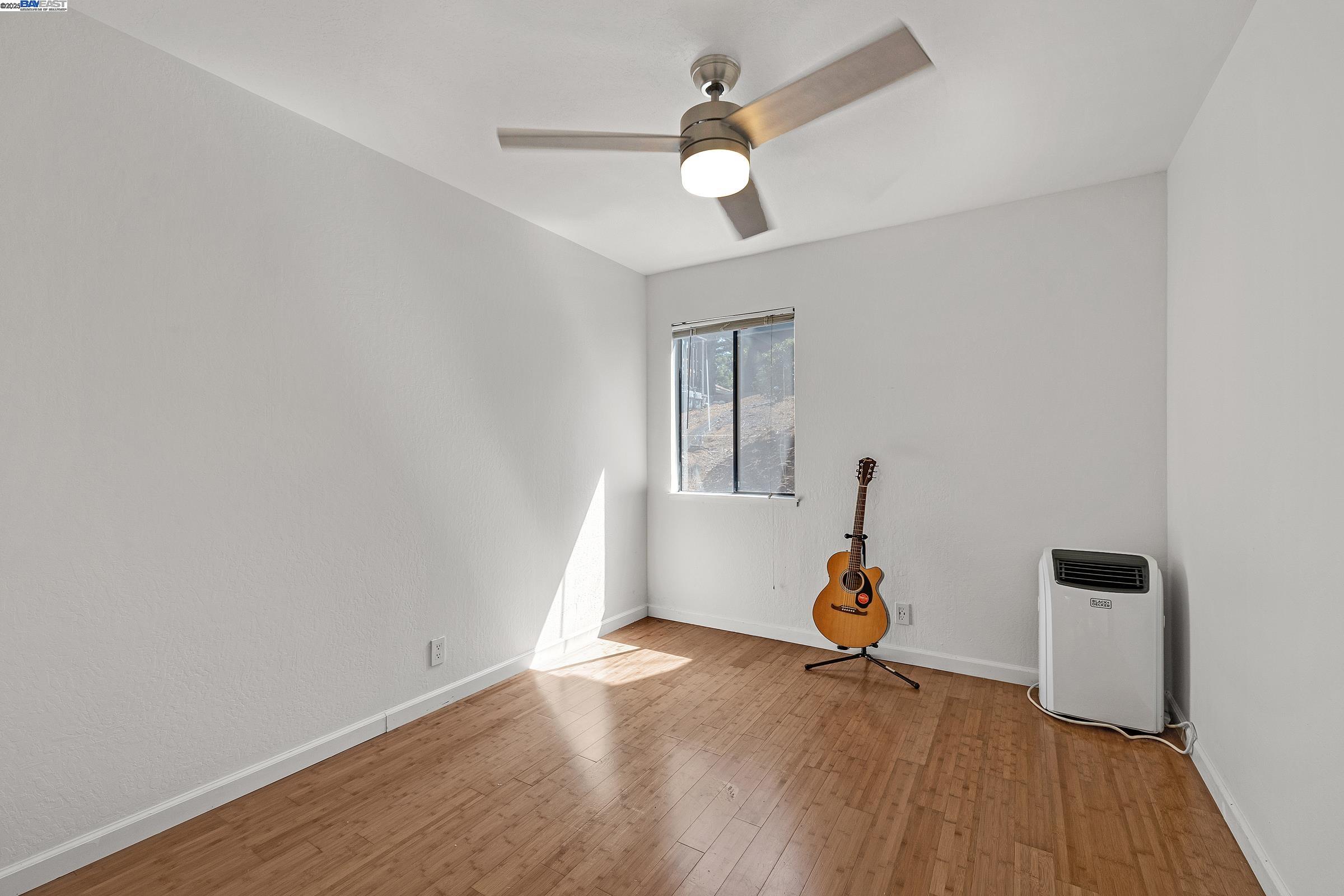 Photo #24: 41110570 Listing: Photo #24